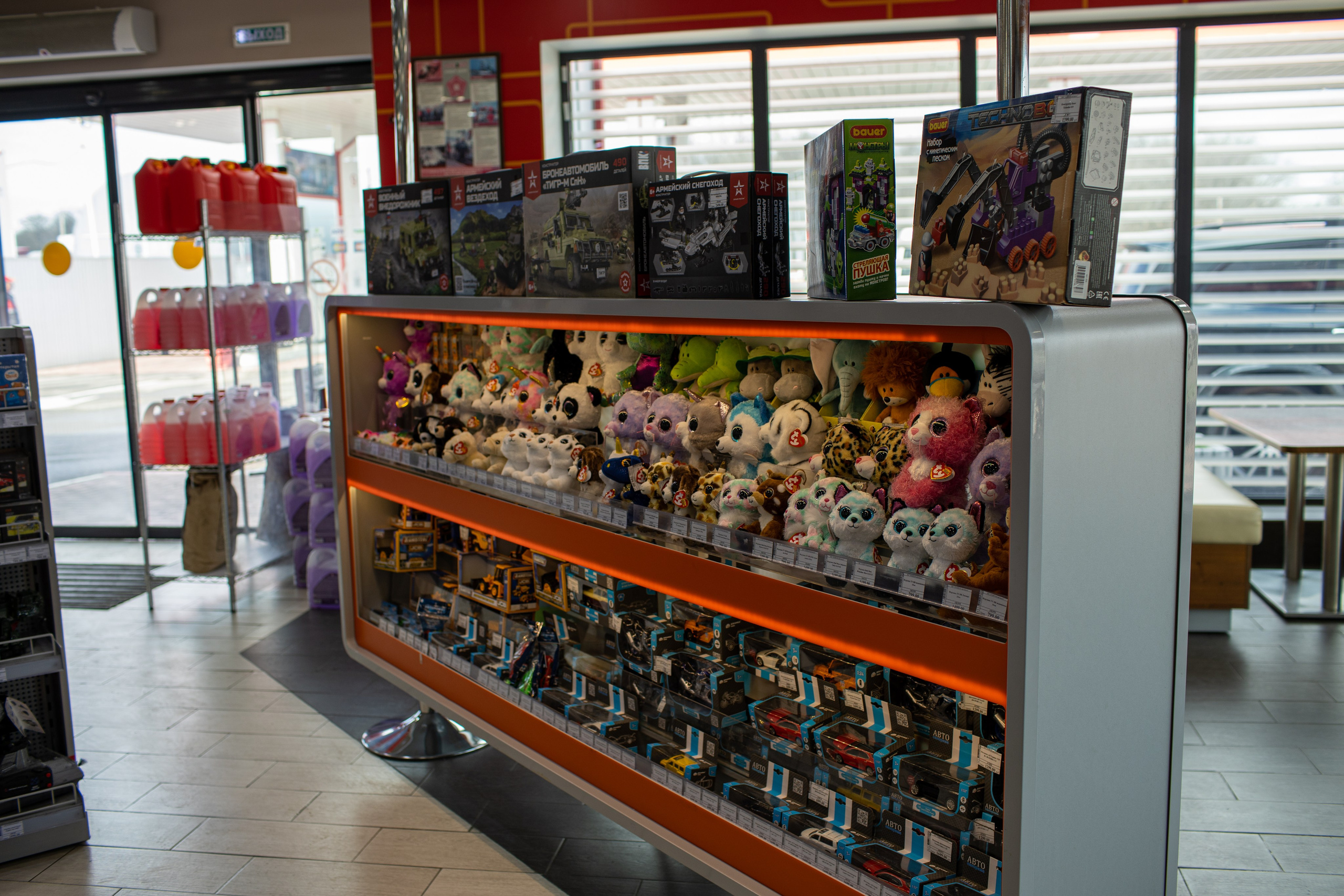 Компания ООО"Лукойл». Медиапродюсер, фотограф в Минеральных Водах —Виктор Холодов