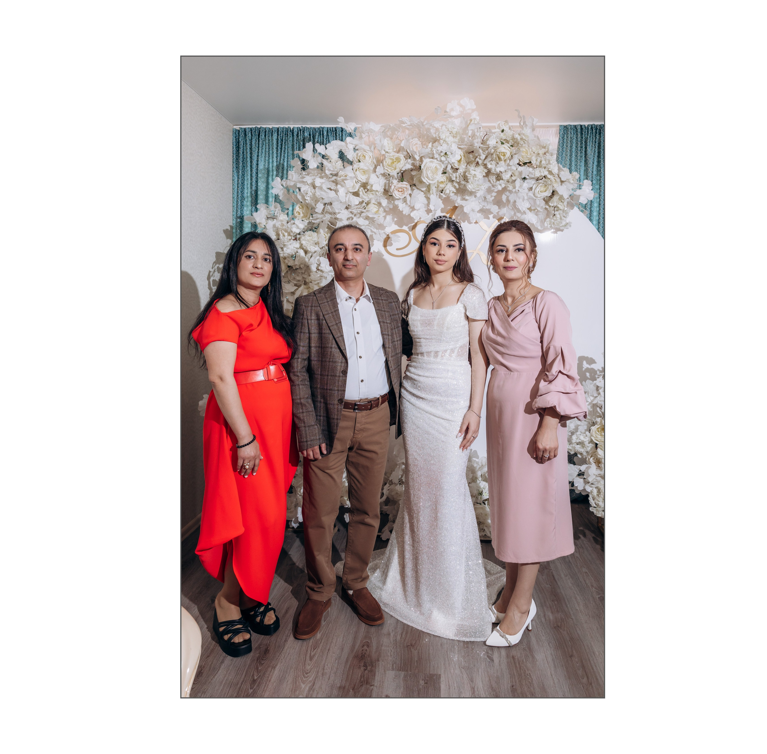 Асим Зейнаб 20 апреля 2024. Фотограф в Калининграде свадебная фотография, репортажная, фотосессии