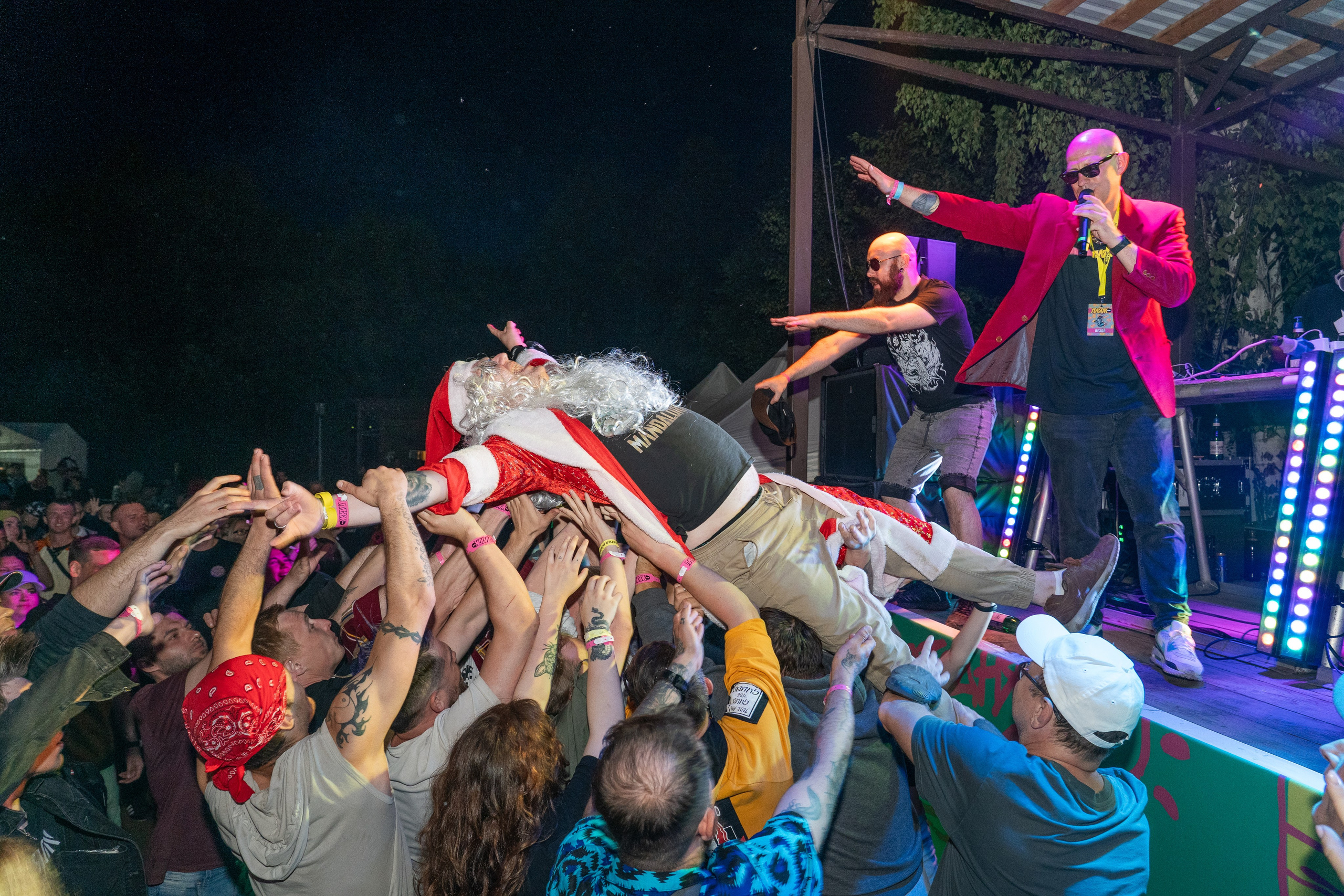 Пляж 2.4. Фотограф Денис Булавин