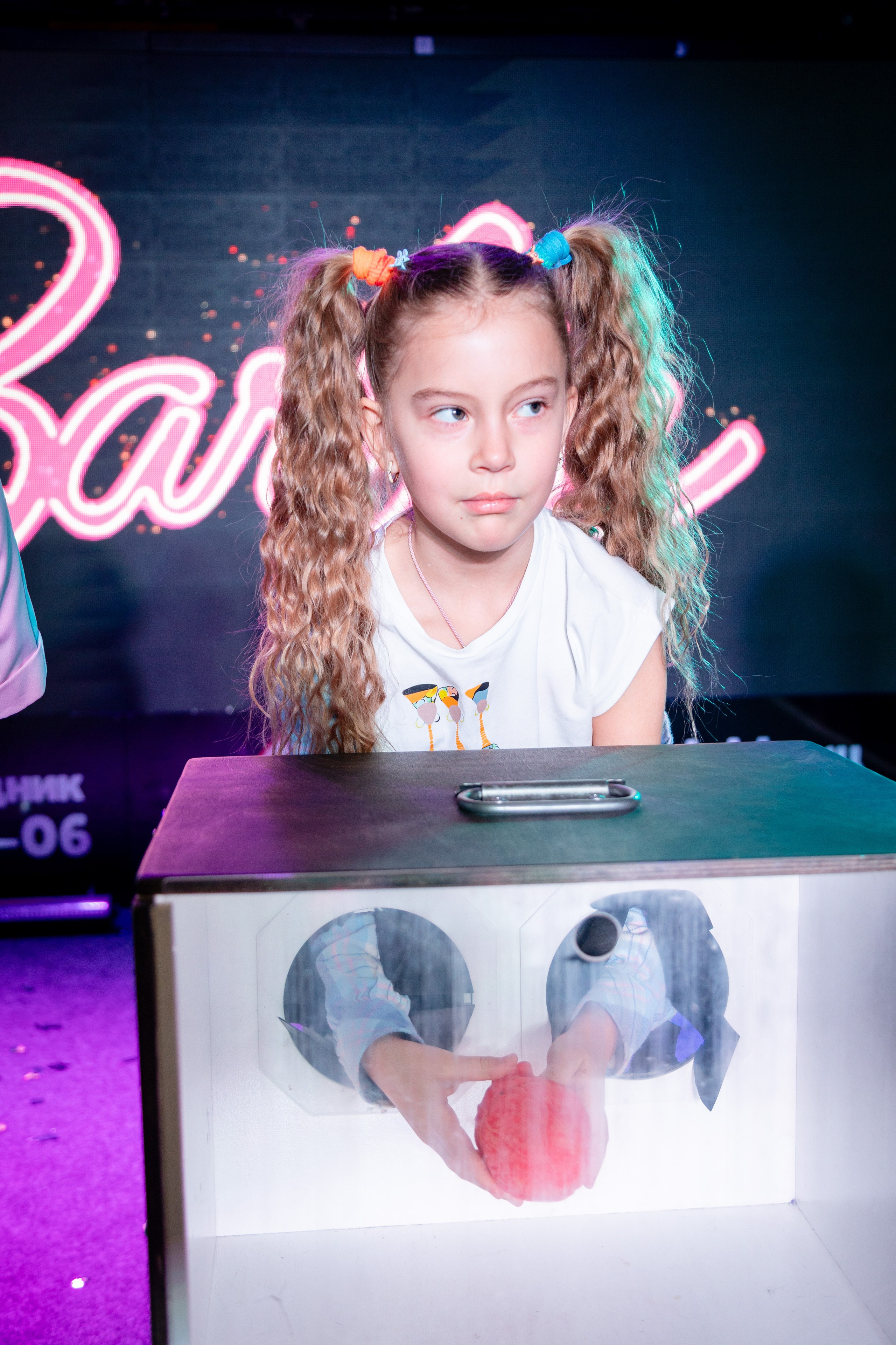 Алисе 7 лет. Детский фотограф видеограф в Хабаровске Михаил Орлов