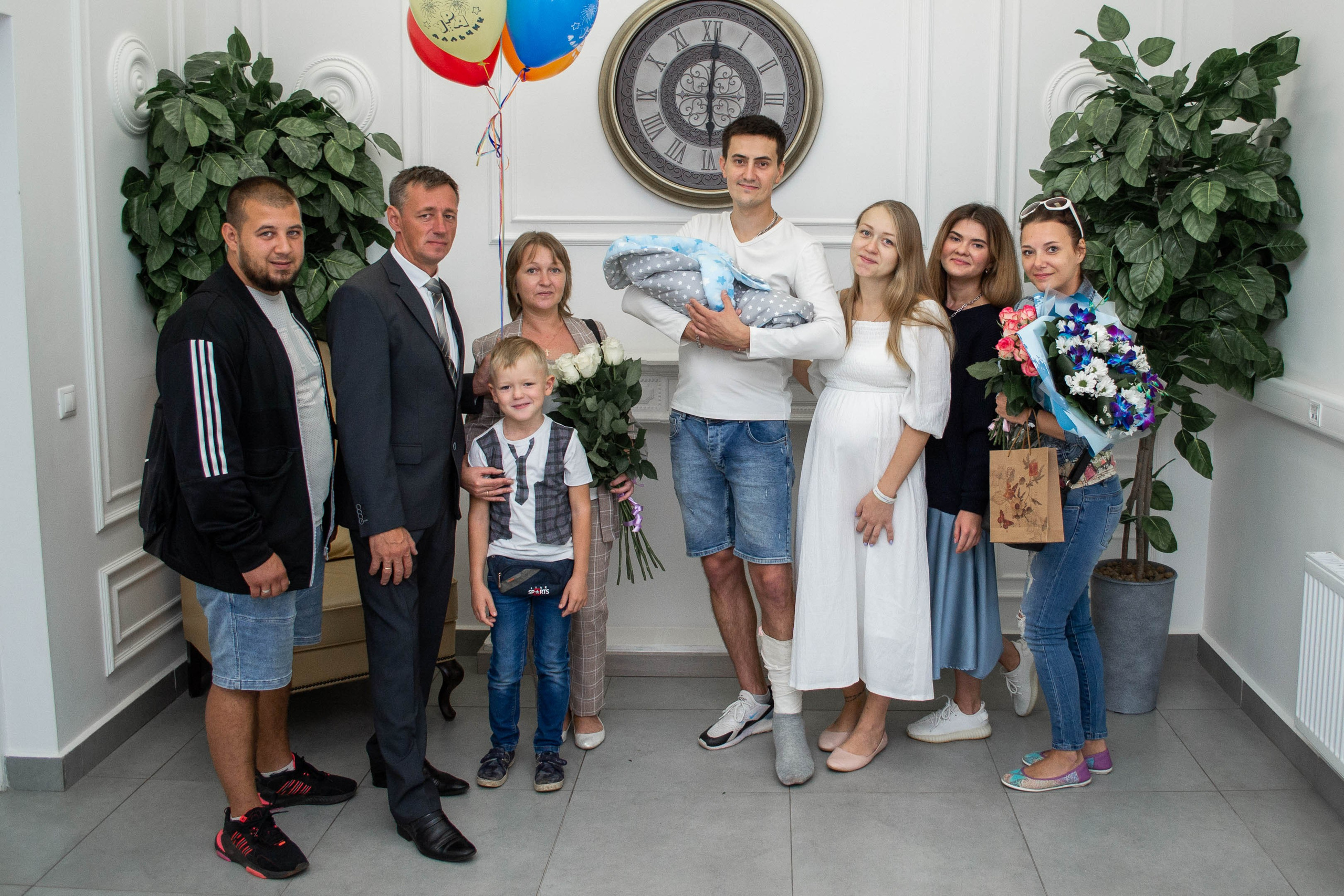 Выписка из роддома. Репортажный фотограф на мероприятия