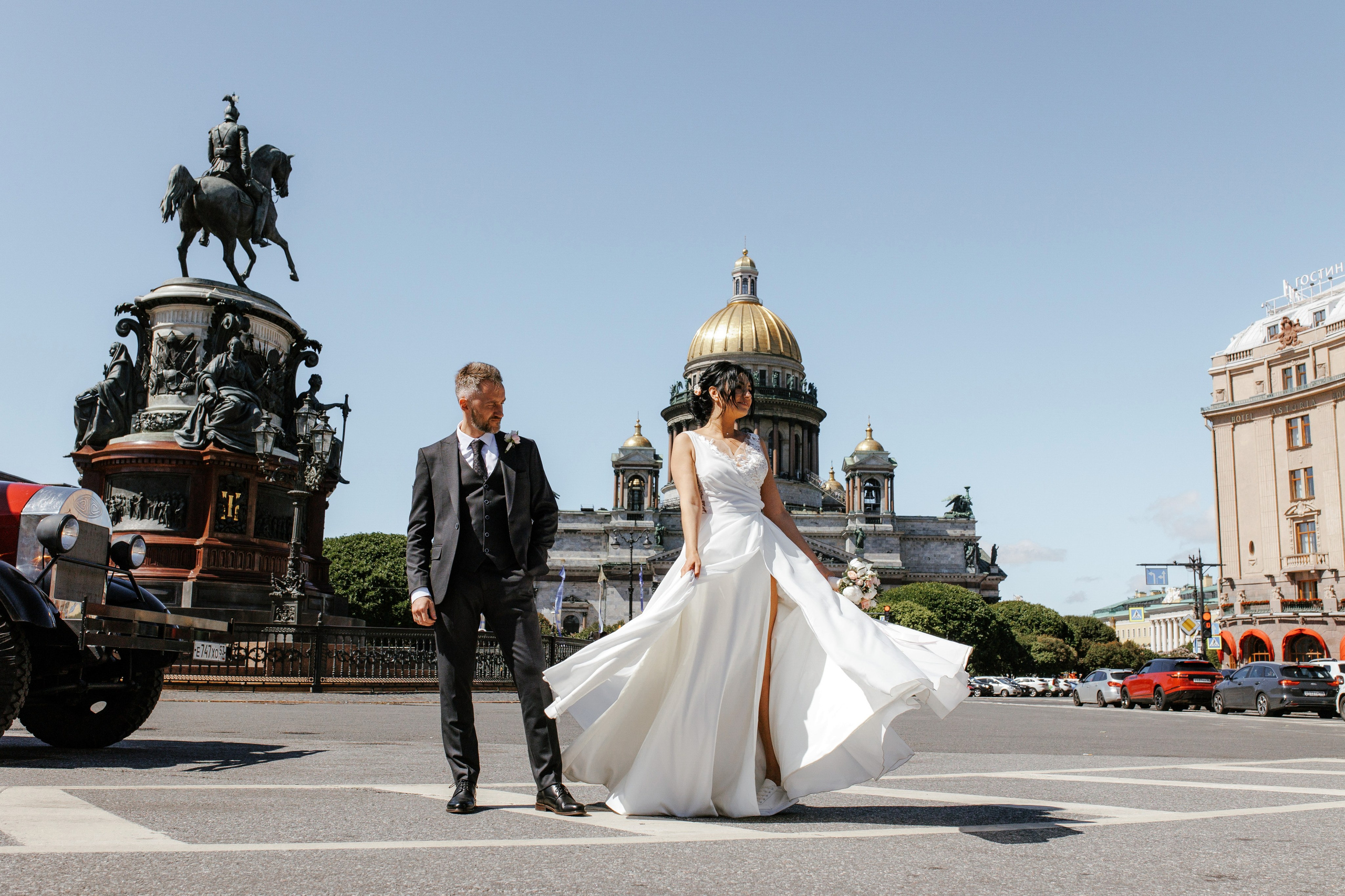 Свадьба в Питере весной. Свадебный фотограф СПБ