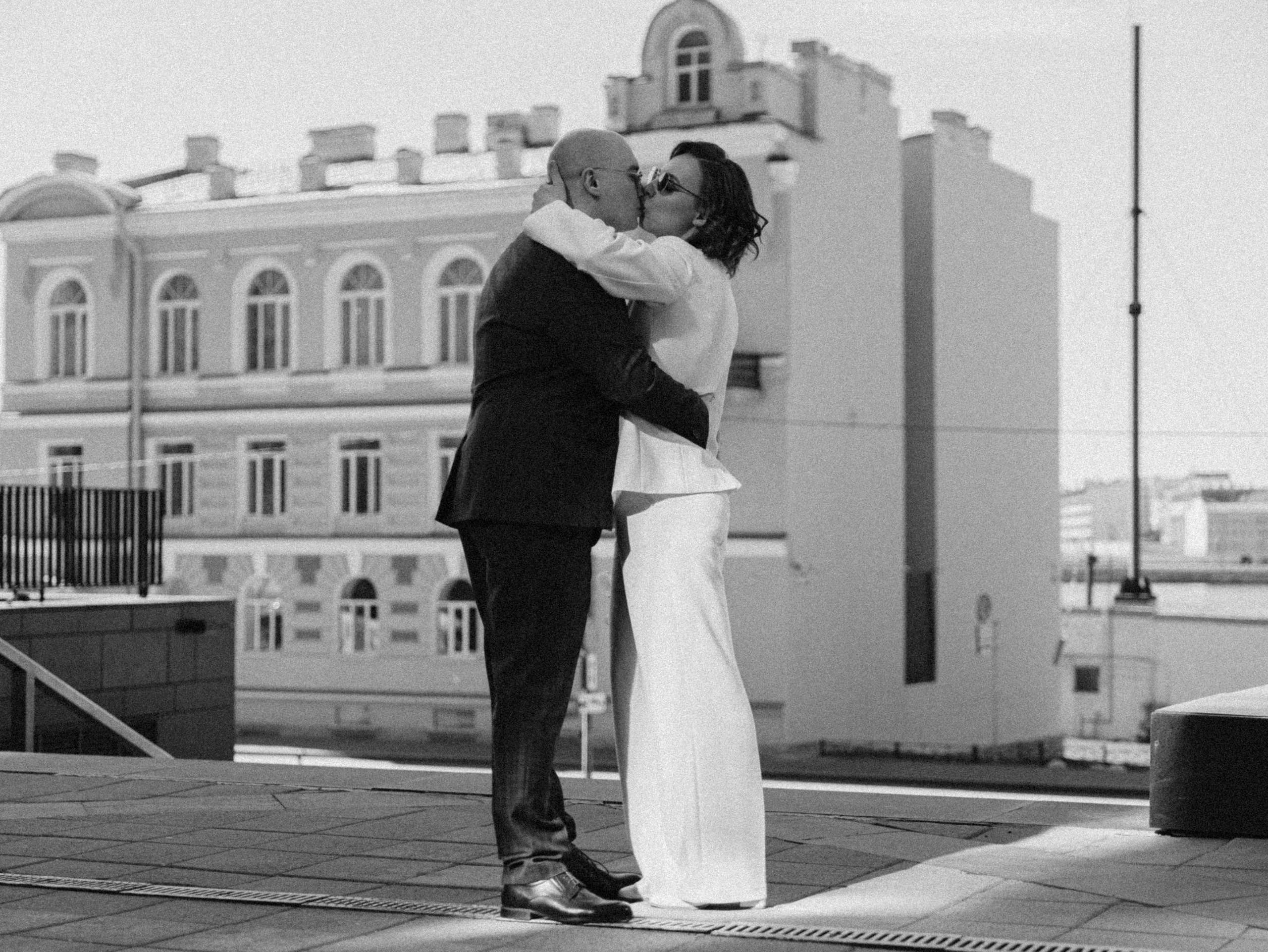 Свадебная фотосессия в Питере из Москвы. Свадебный фотограф СПБ