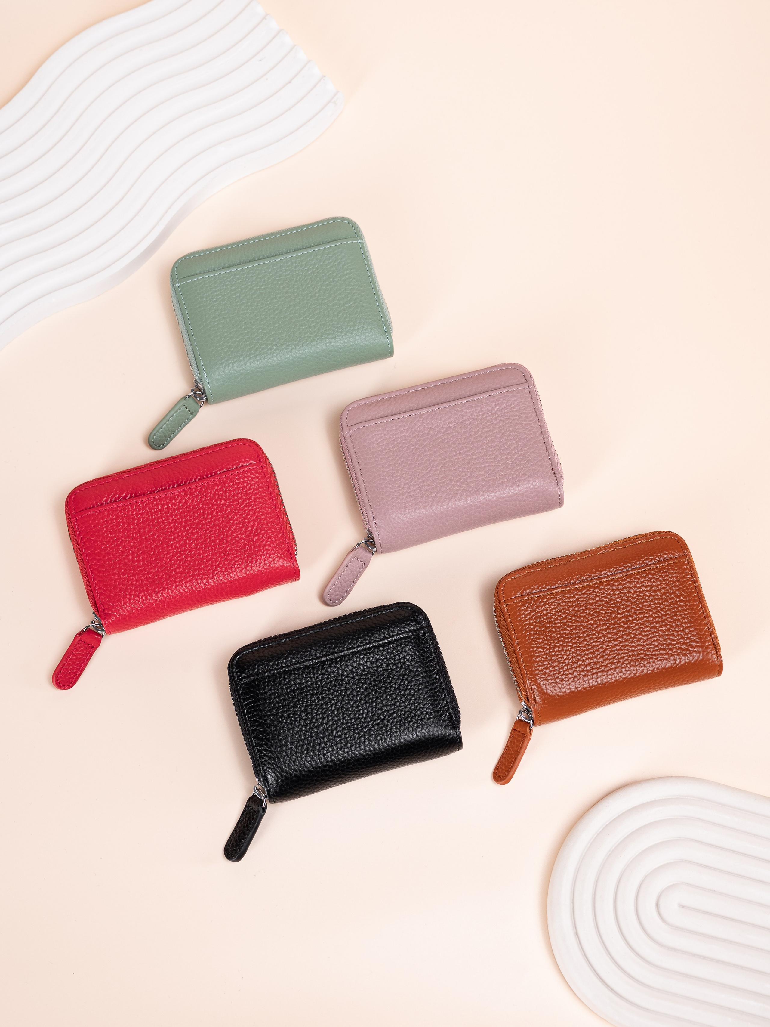 Кошельки/картхолдеры серия 3. Предметный фотограф, фото для маркетплейсов Пятигорск, КМВ