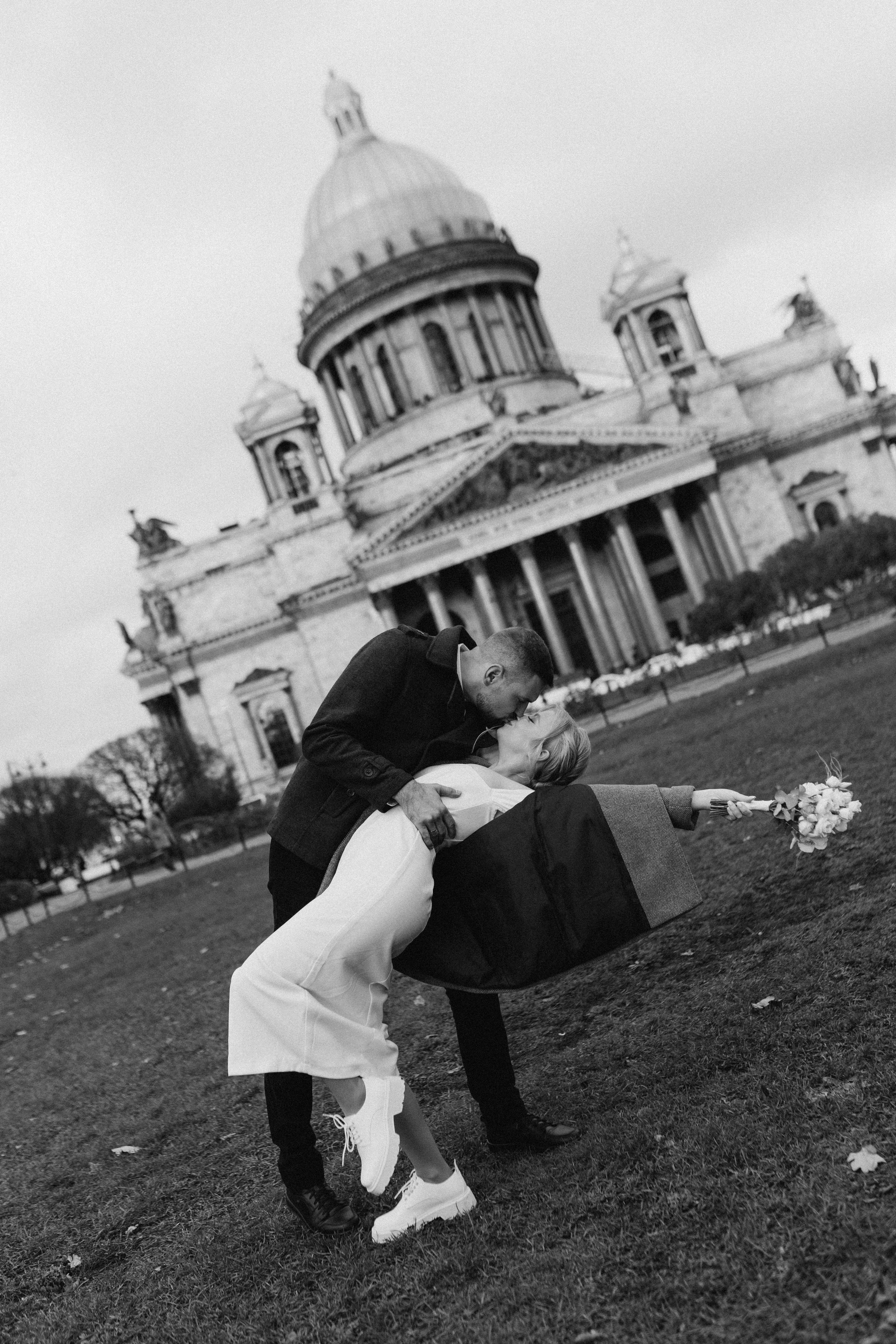 Михаил и Анастасия | Загс Кировского района. Свадебный и love story фотограф в Санкт-Петербурге
