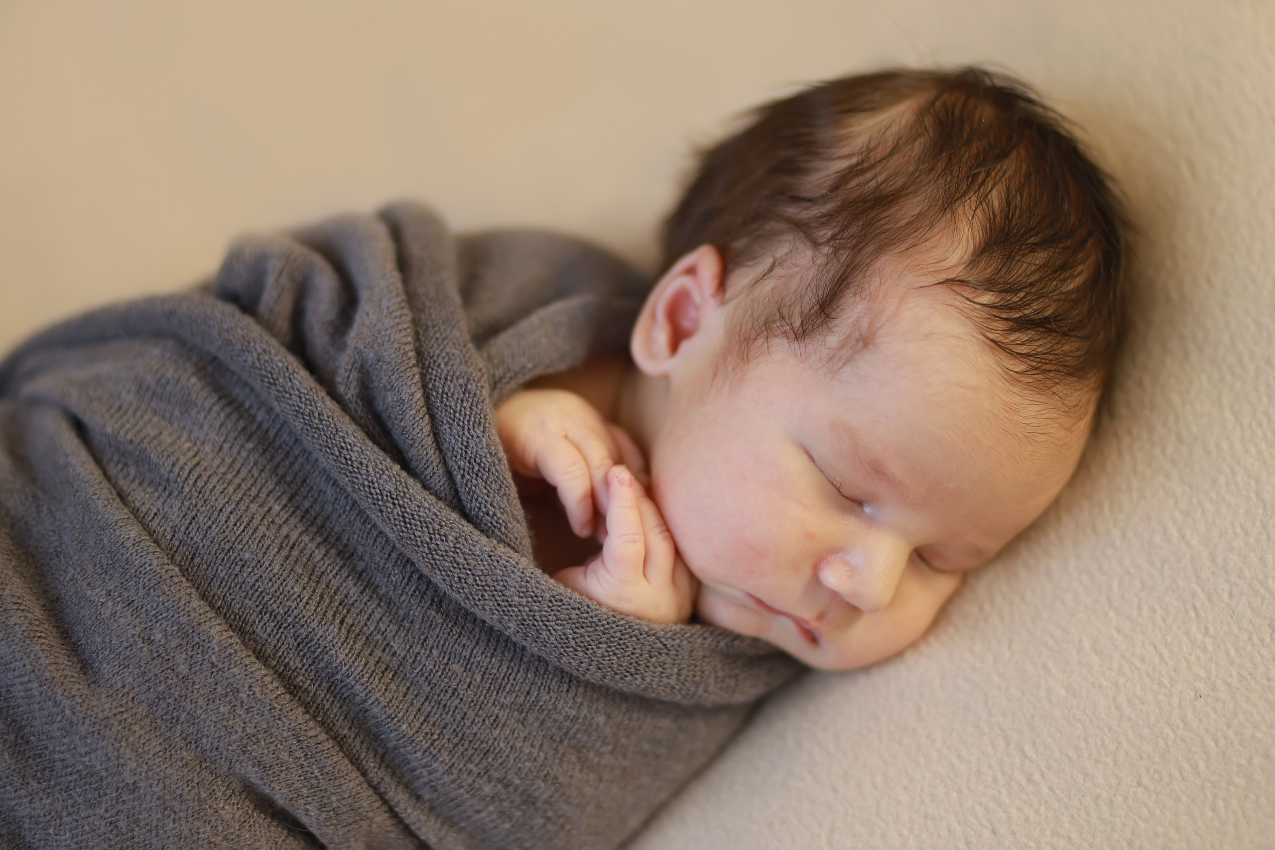 Ньюборн съёмка в студии. Семейный и Детский фотограф в Краснодаре Дарья Насаченко