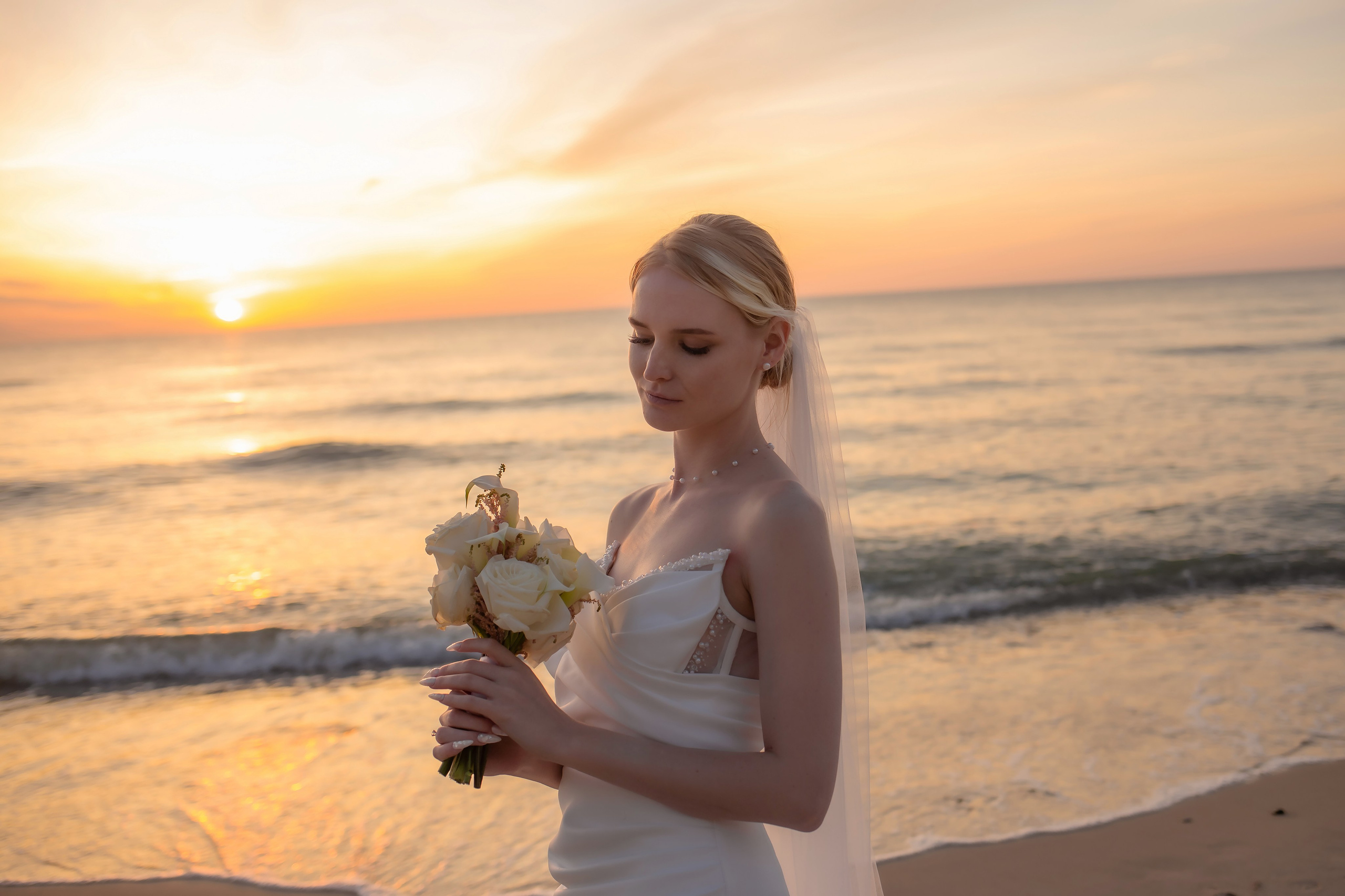 Александра и Влад. На закате. Фотограф в Калининграде Решетникова Алина