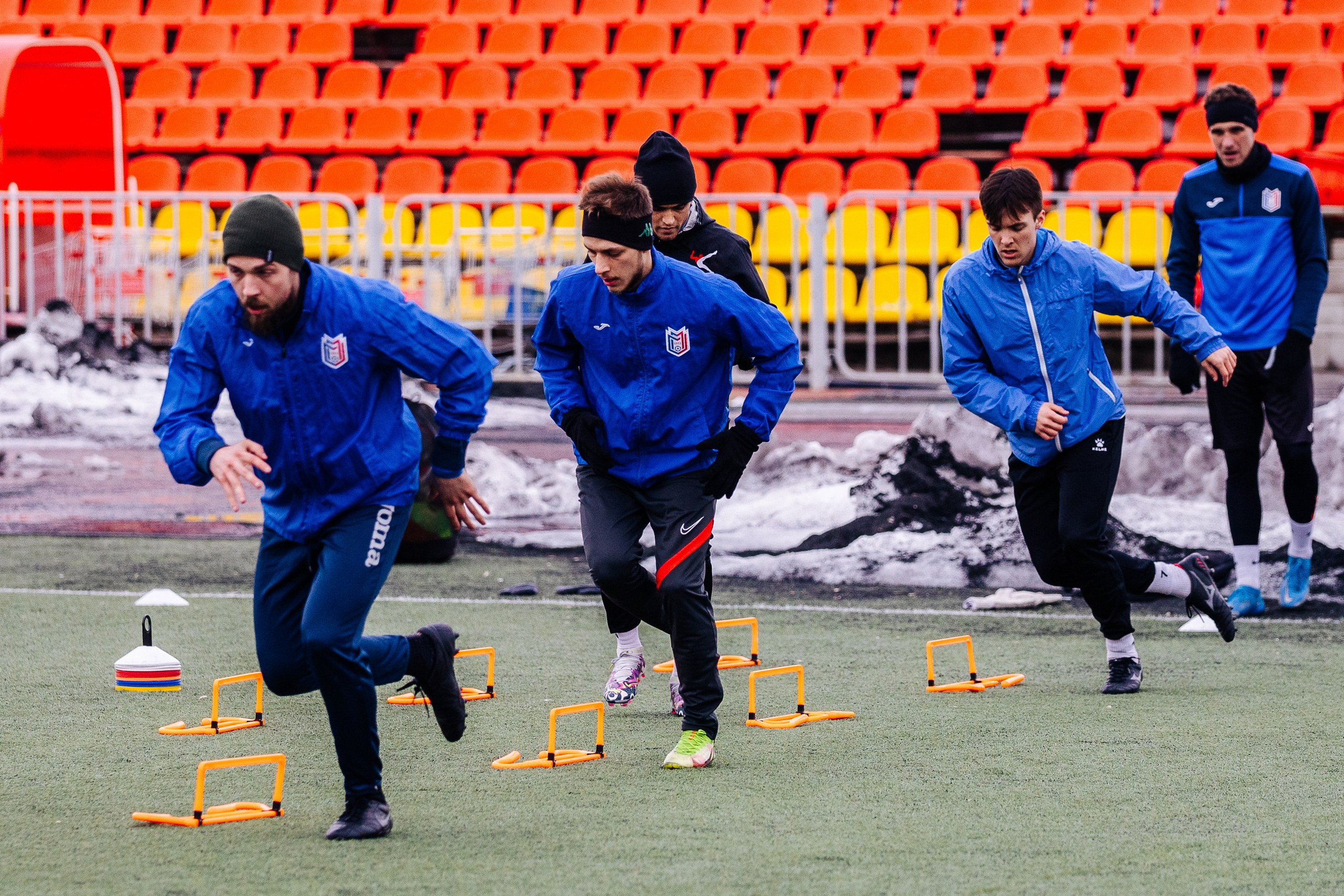 Тренировка ФК Металлург // 01.04.24. Денис Прохоров Фотограф в г. Магнитогорск