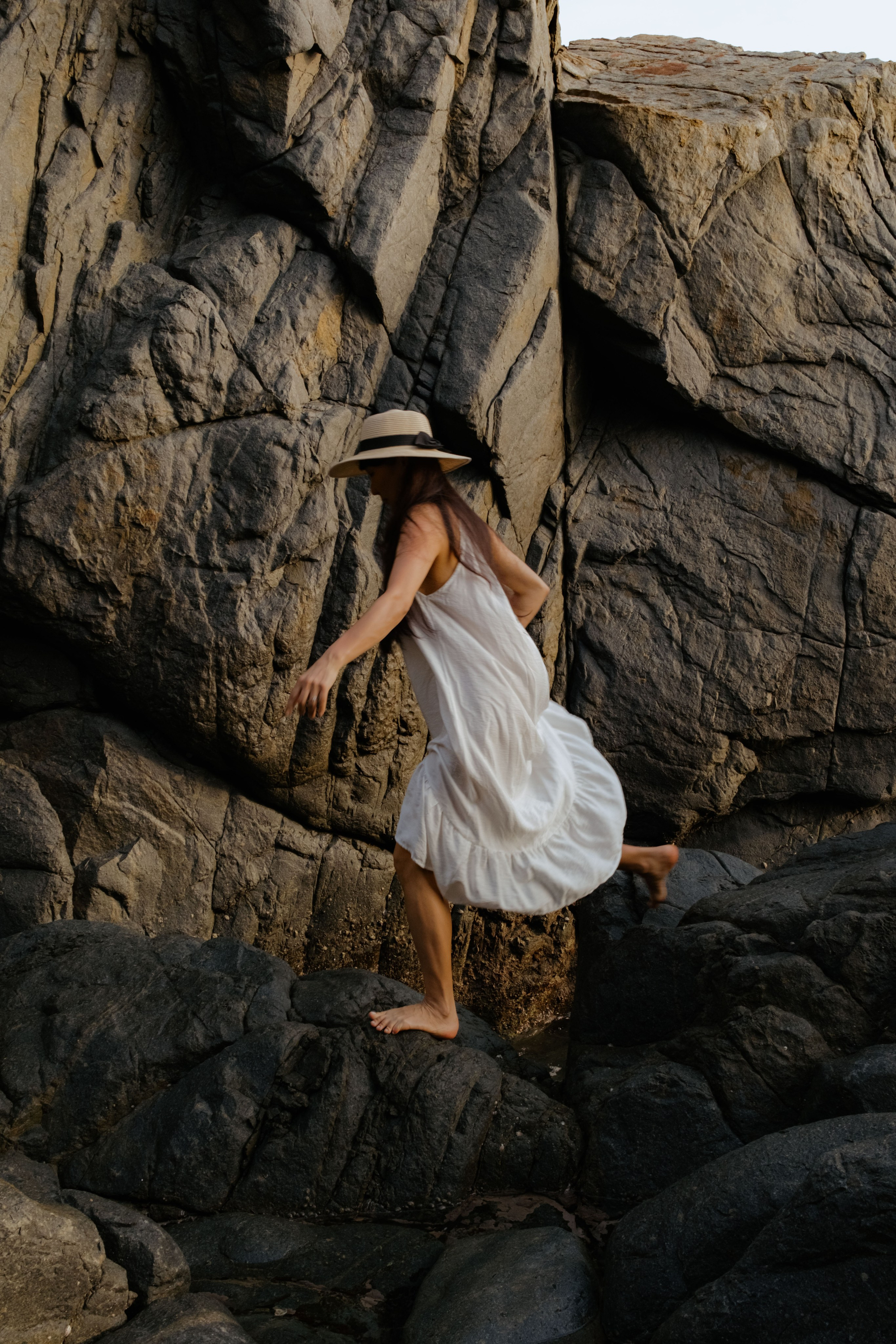 Location "Pig Cave". Portrait photographer Nha Trang | Julia Meshanina