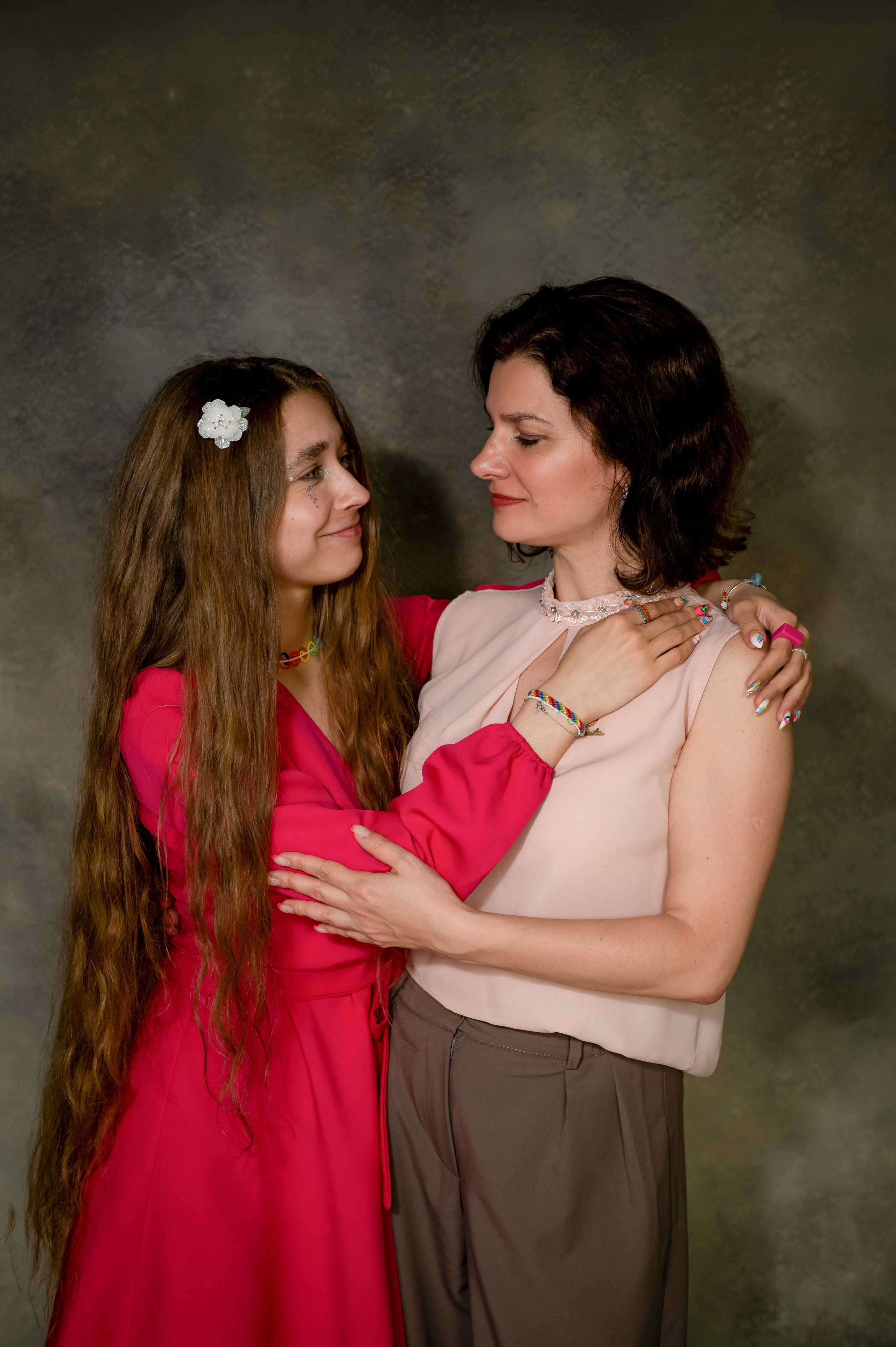 Девушки — такие девушки. Фотограф новорождённых, семейный, школьный в городе Калуге Евгения