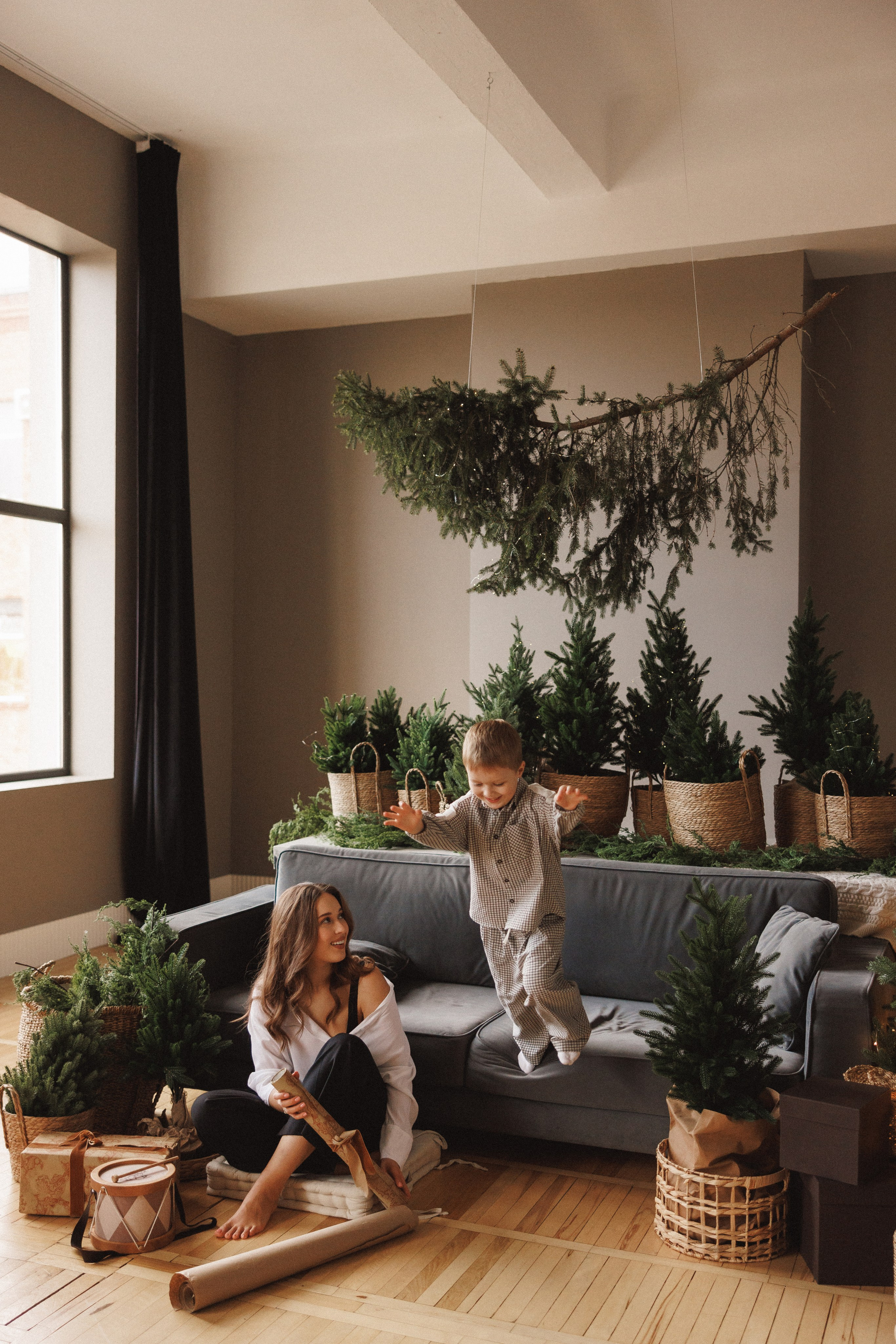 Семейная новогодняя фотосессия в фотостудии «Паркет», город Краснодар. Семейный и детский фотограф в Краснодаре Анна Трашкова