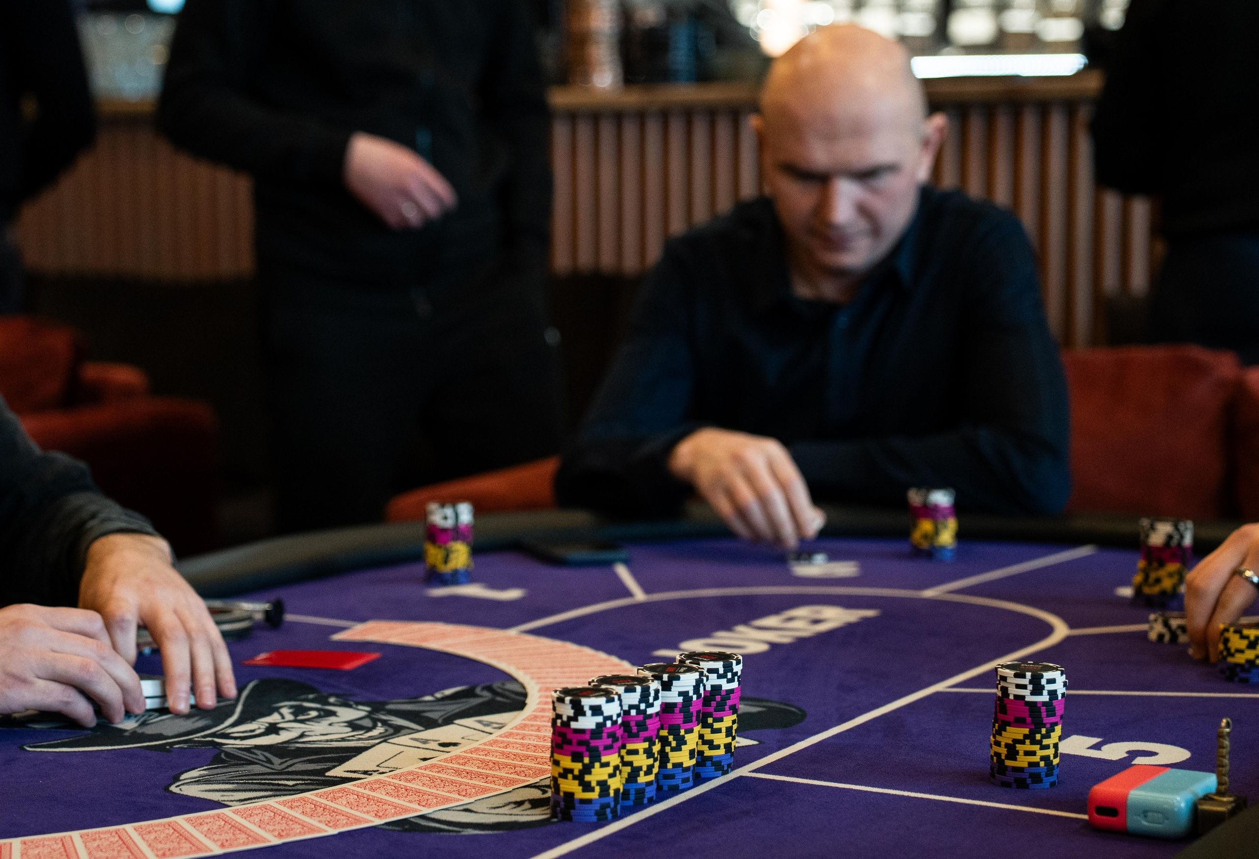 Joker Poker Club 28.02.2026. Коммерческий и художественный фотограф и видеограф в Москве Арсений Тургенев