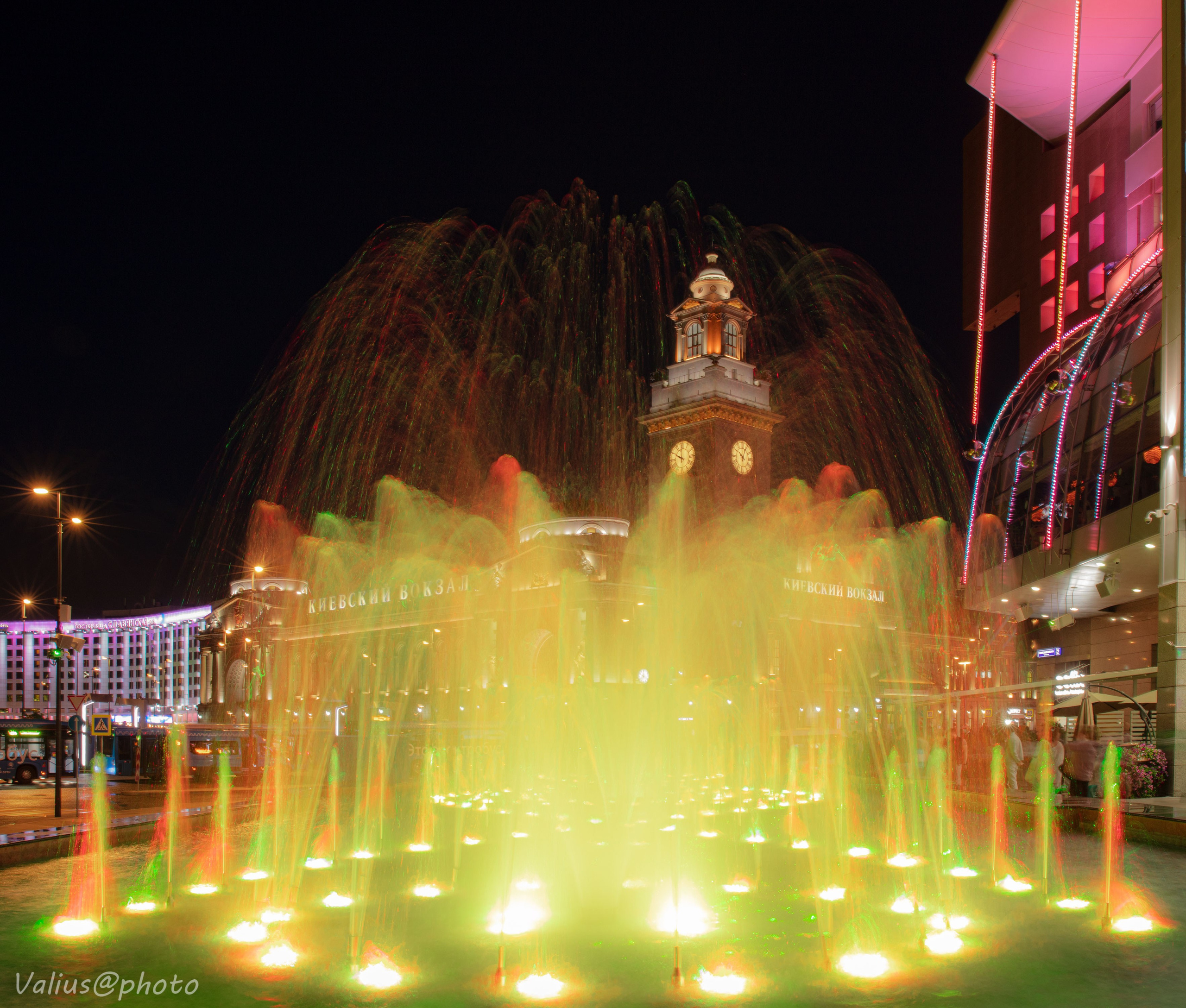 фонтан, ночь, Москва