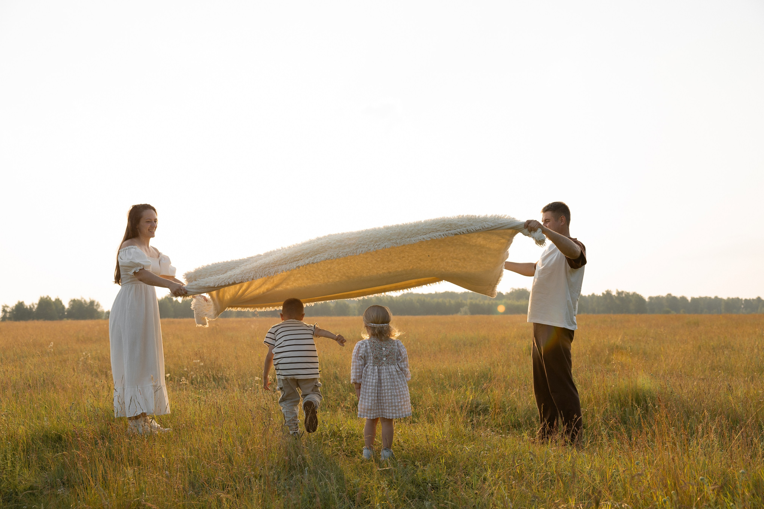 В поле. Семейный и свадебный фотограф в Челябинске Мария Леонтьева