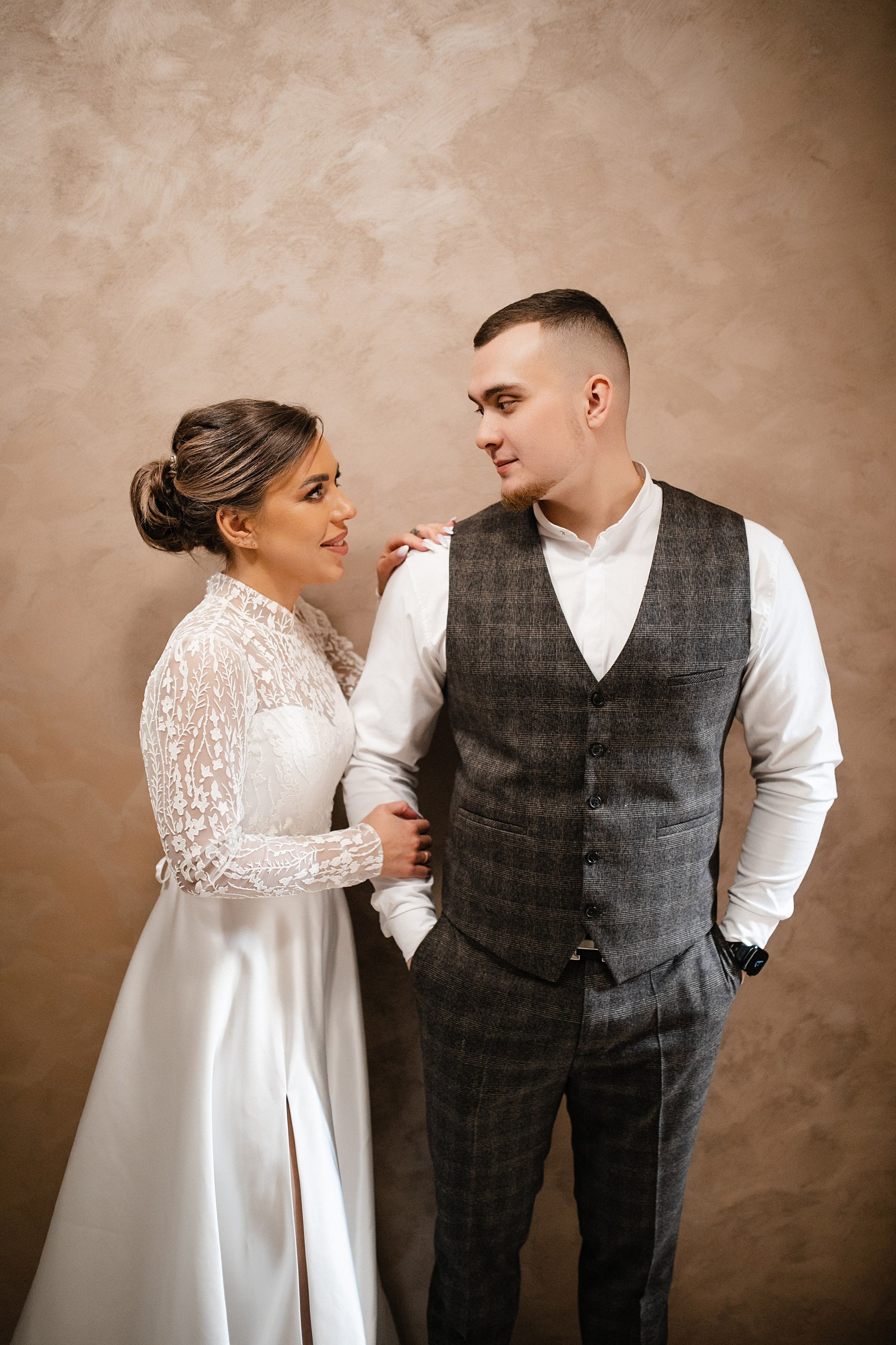 Алина + Леонид. Роман Урумбаев фотограф Нижневартовск