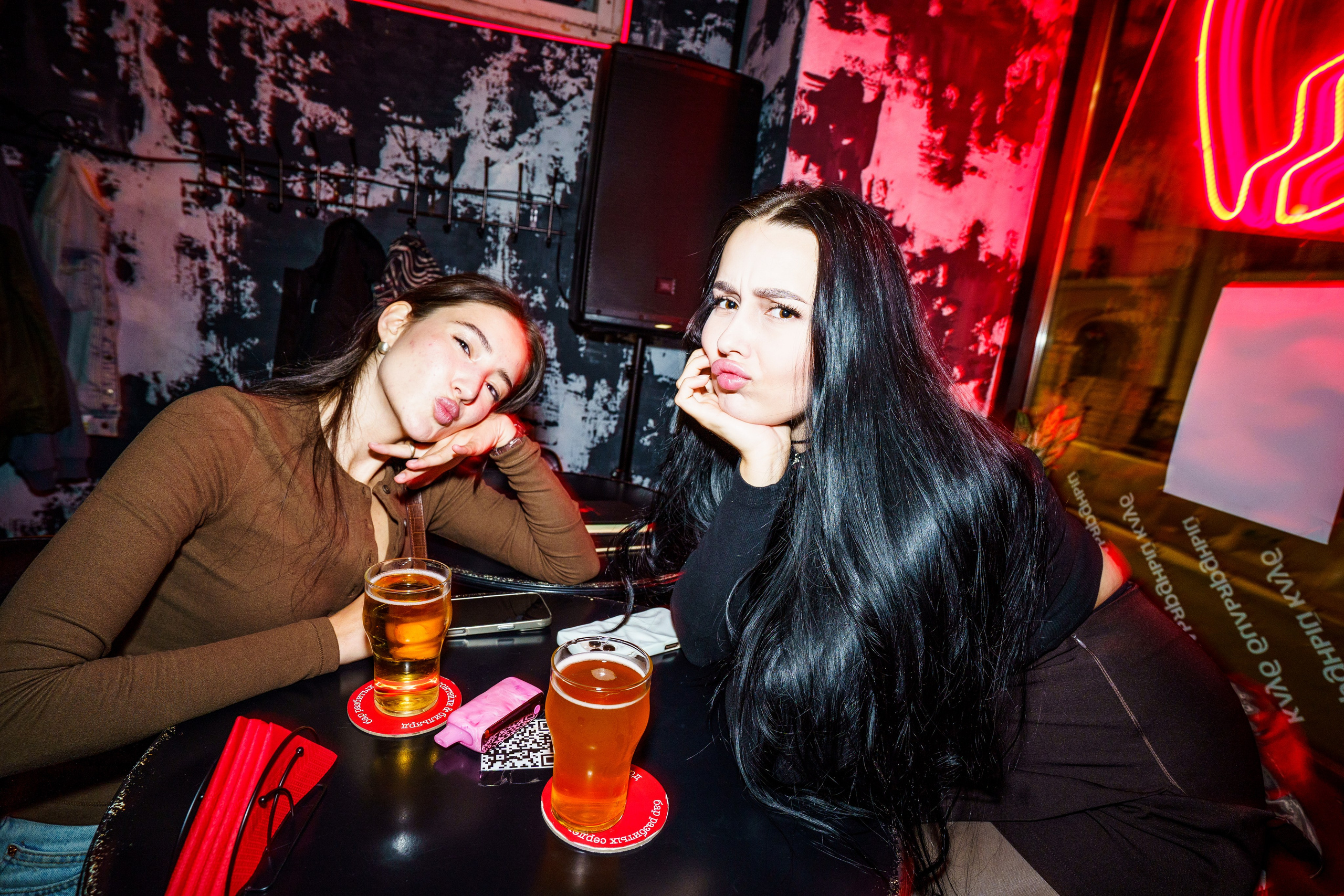 Из Сибири с любовью. Бар разбитых сердец. Концертный и репортажный фотограф в Санкт-Петербурге Слава Пахомов