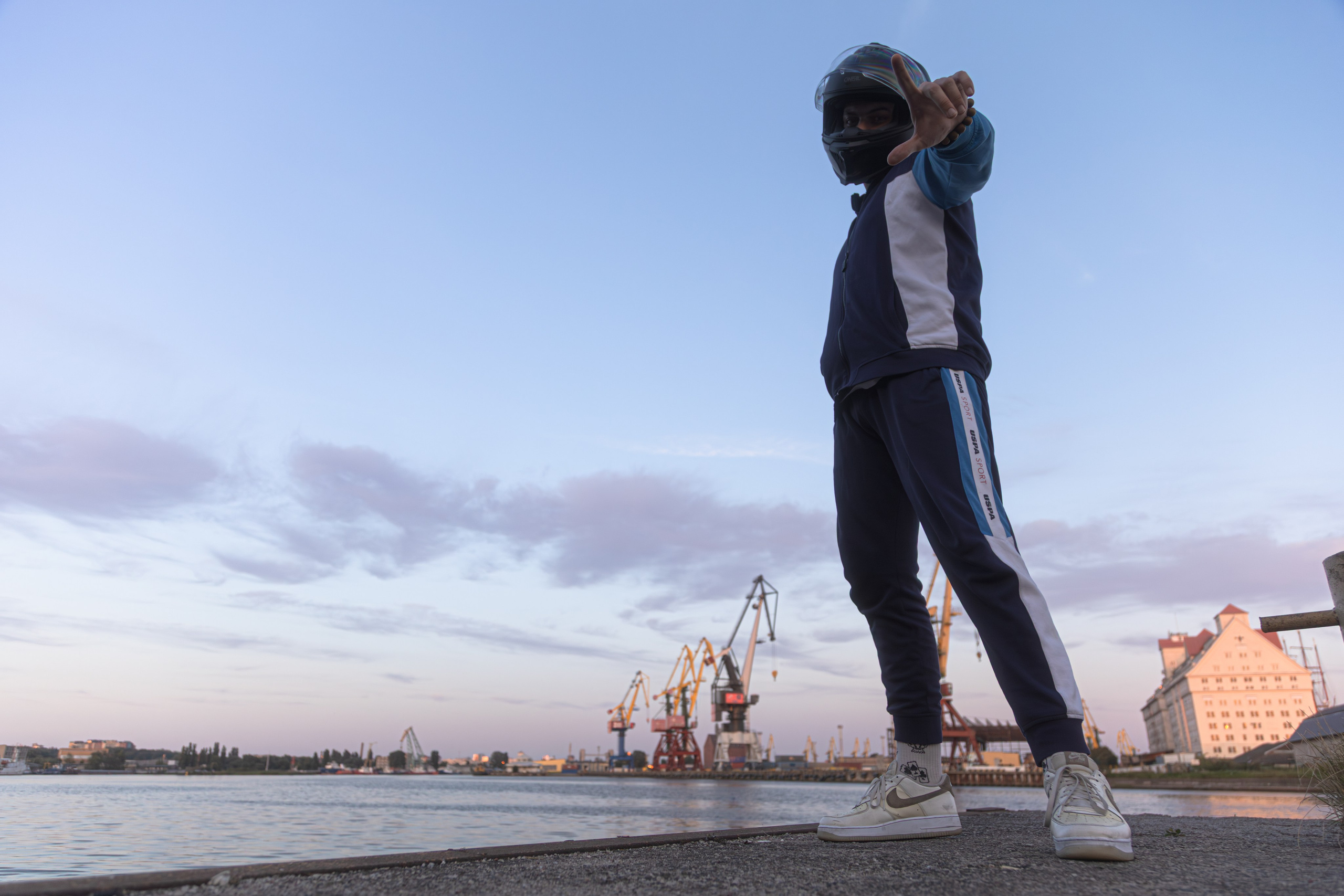 Daniil R. — Digital Noise —