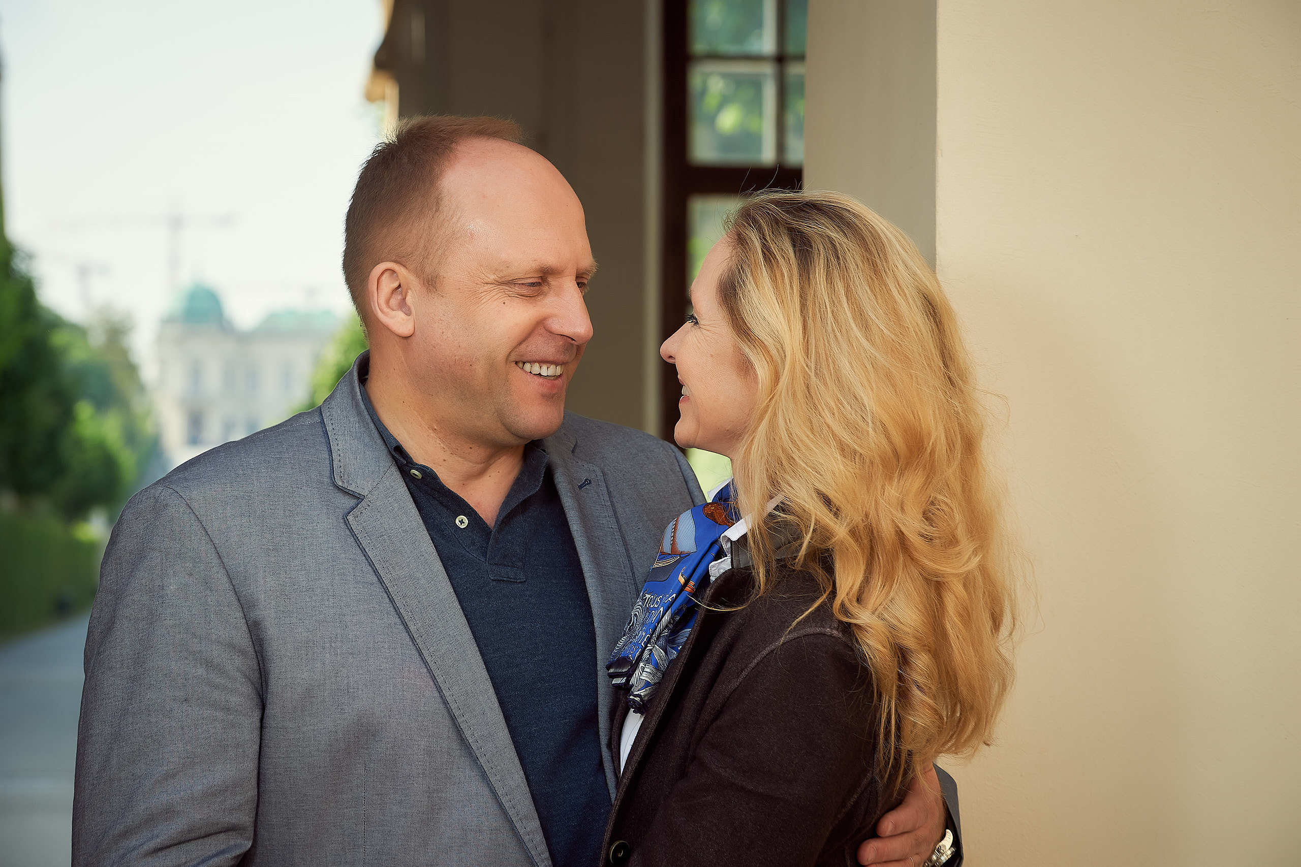 Парный портрет в городе. Флористическая, интерьерная и портретная съемка в Москве и Европе