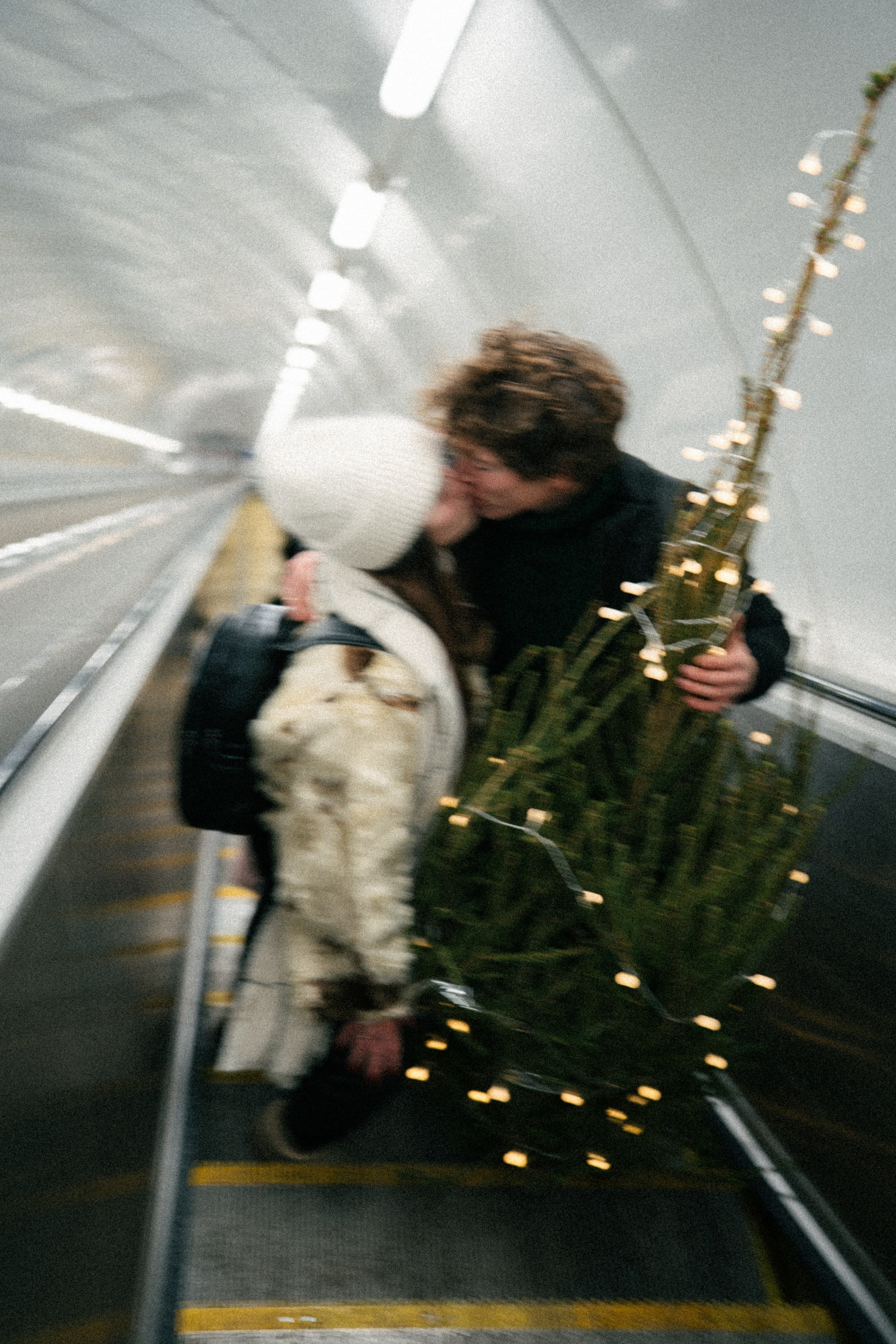 НОВОГОДНЯЯ ПРОГУЛКА ПАРЫ ПО ЧЕРНЫШЕВСКОЙ ПЕРЕД НОВЫМ ГОДОМ. Профессиональный фотограф, Санкт-Петербург — Виктория Богомолова