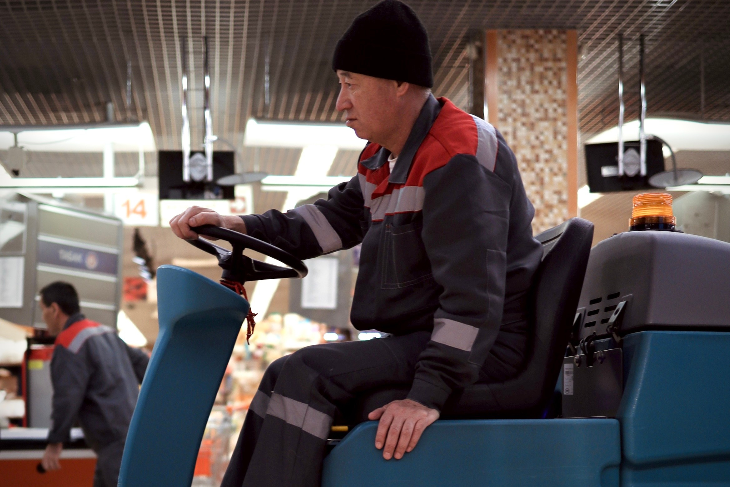 Стрит. Фотограф в Москве — Рина Серёгина — съёмка в студии и репортаж