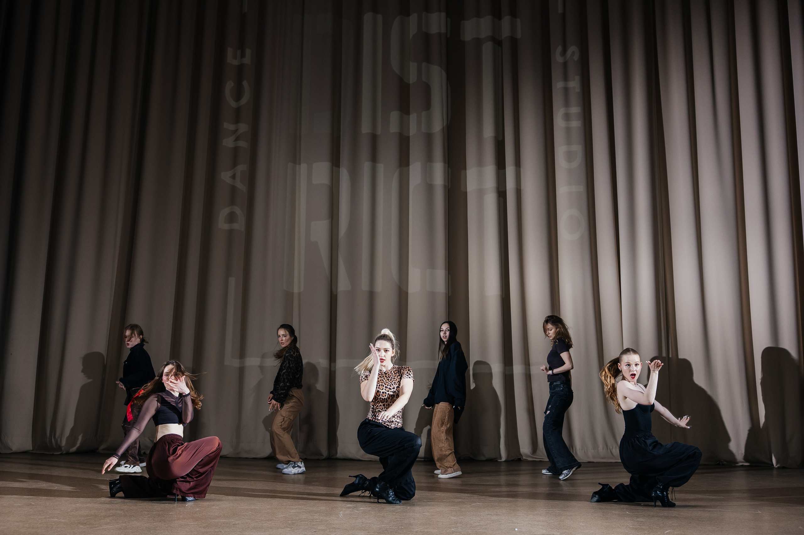 Дистрикт. Отчетный концерт. Свадебный и Семейный фотограф г. Ижевск Гульназ Солдатова. Гульназ фото