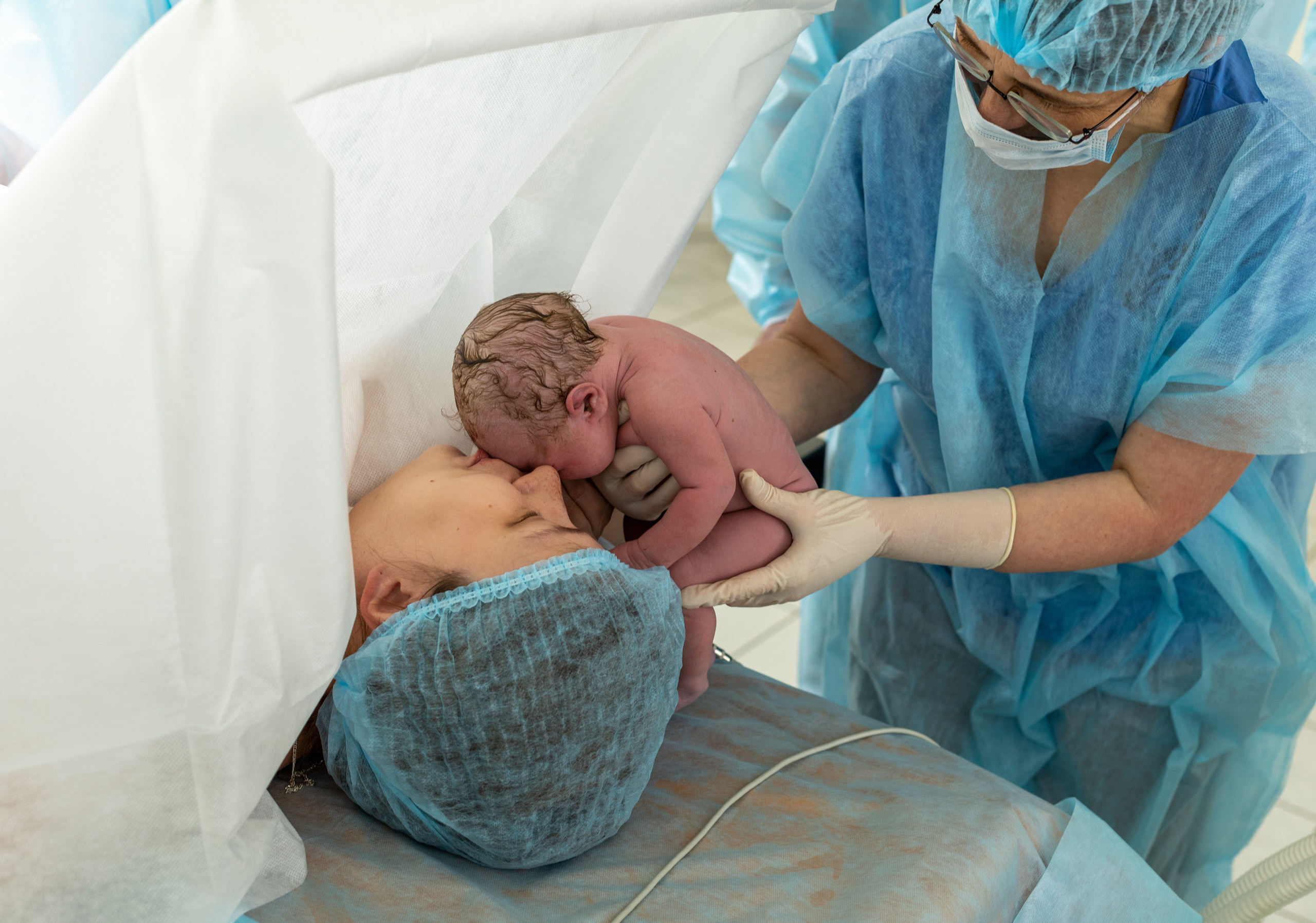 Фотографии Операция Кесарево сечения. Фотограф новорожденных в Нижнем Новгороде Надежда Кадылкина