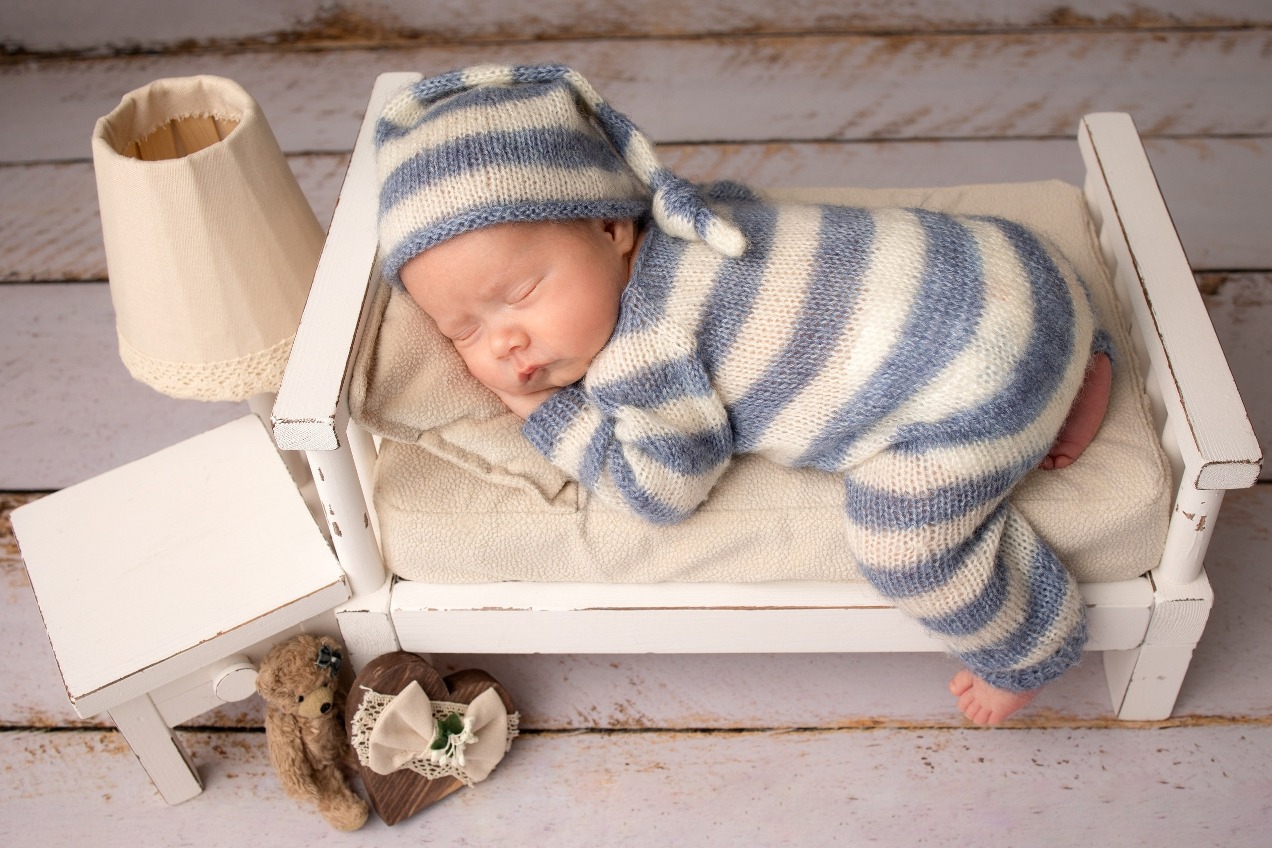 Нежная и милая фотосессия первых дней жизни Вашего ребенка в Минске. Фотограф новорождённых Минск — стоимость newborn фотосессии в Минске