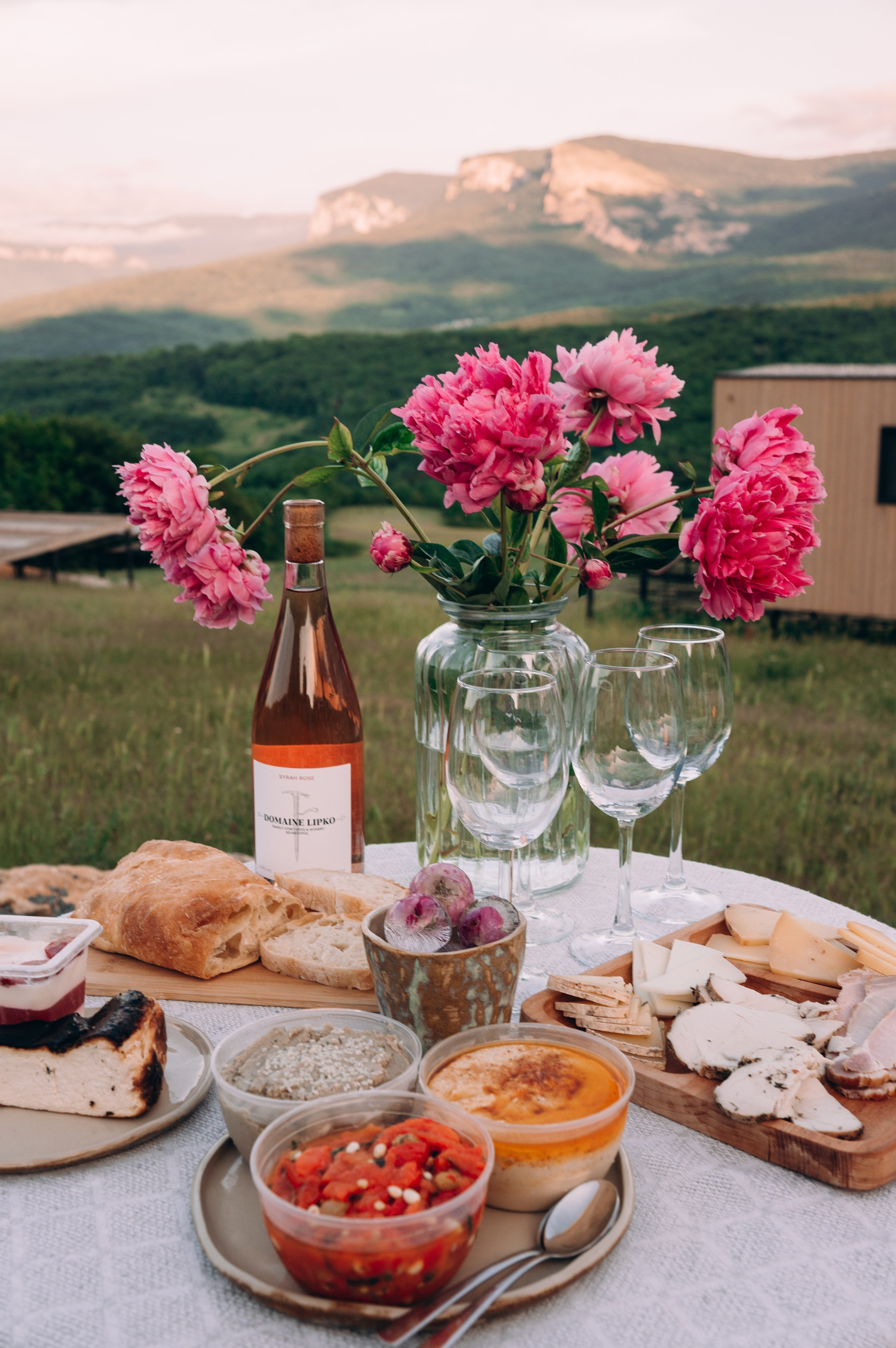 Эко-отель «Шепот трав». Обо мне