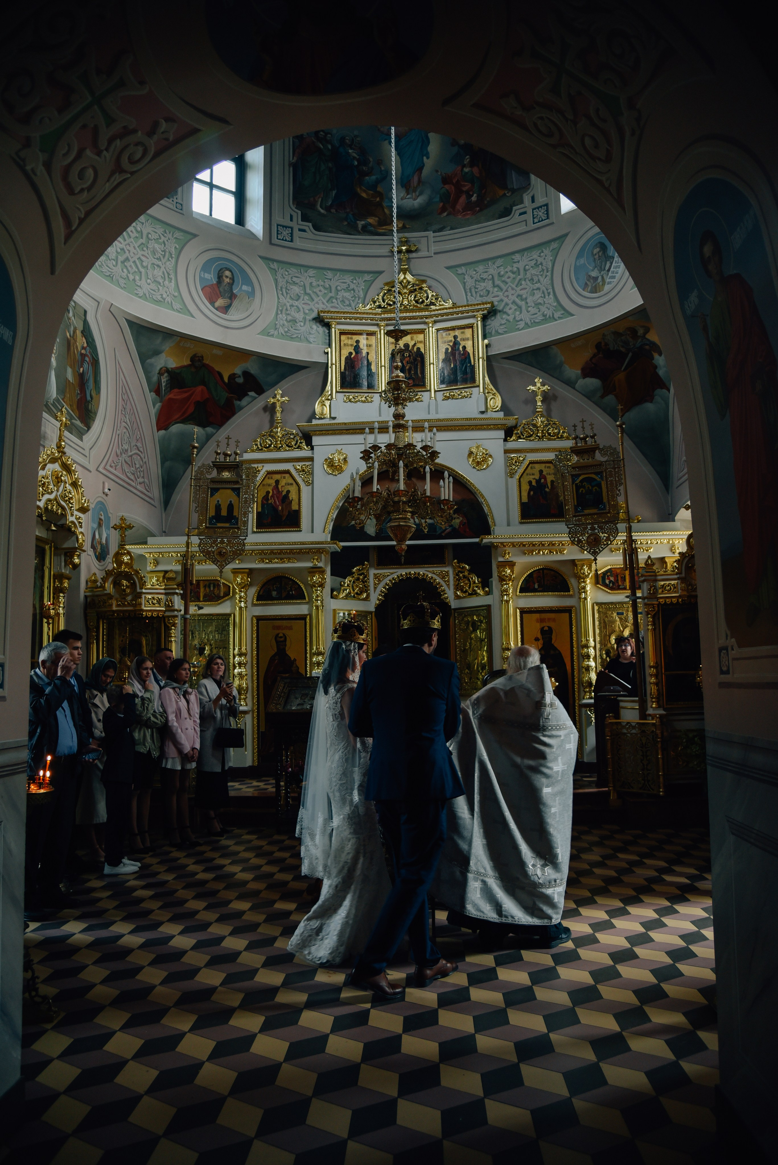 Венчание Храм Живоначальной Троицы на Воробьёвых горах. Фотограф Лола Волна, город Москва