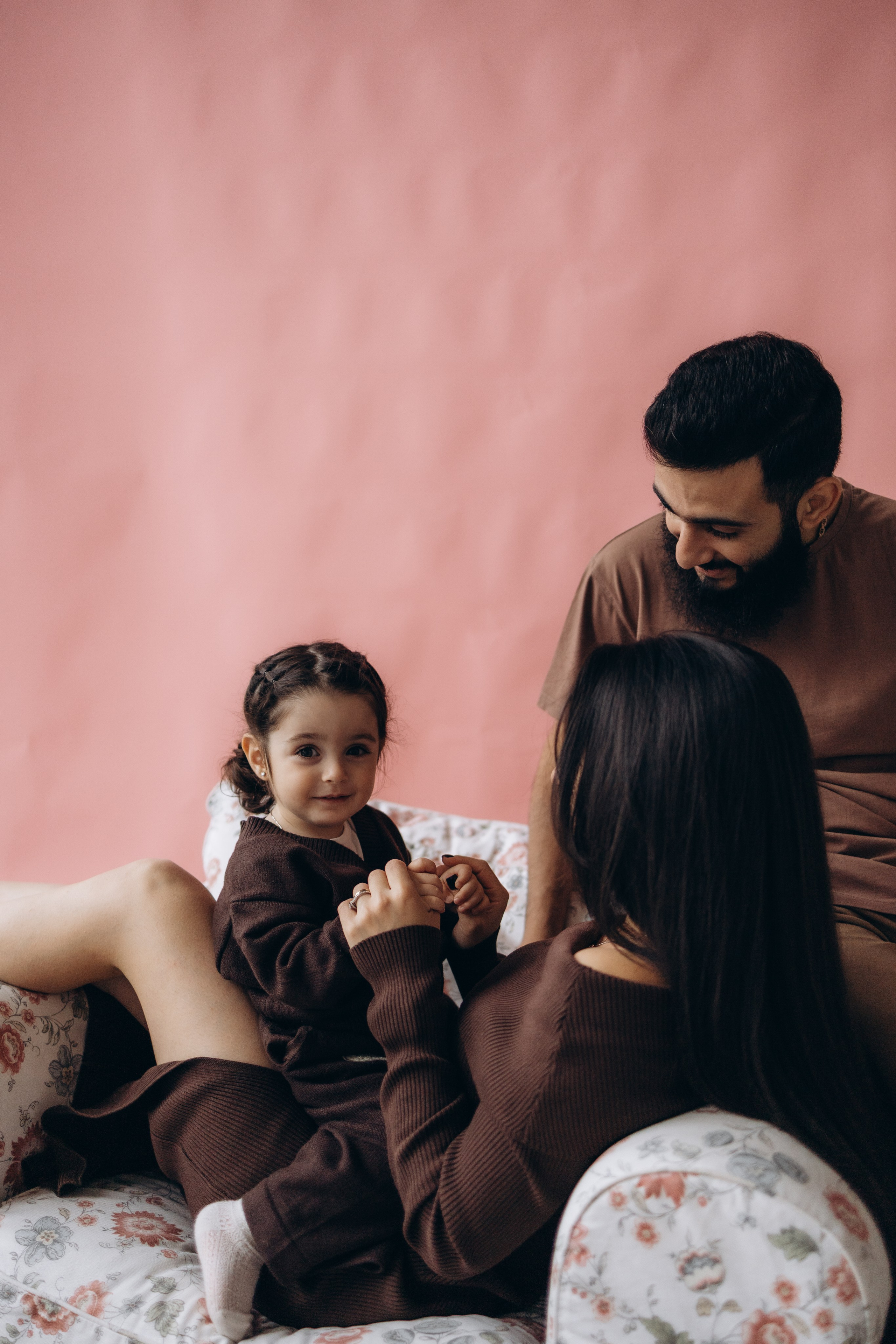 Семейная студийная фотосъемка (03.11.2025 г.) г. Обнинск (Калужская обл.). Надежда Стар семейный и церковный фотограф в Жукове и Калужской области