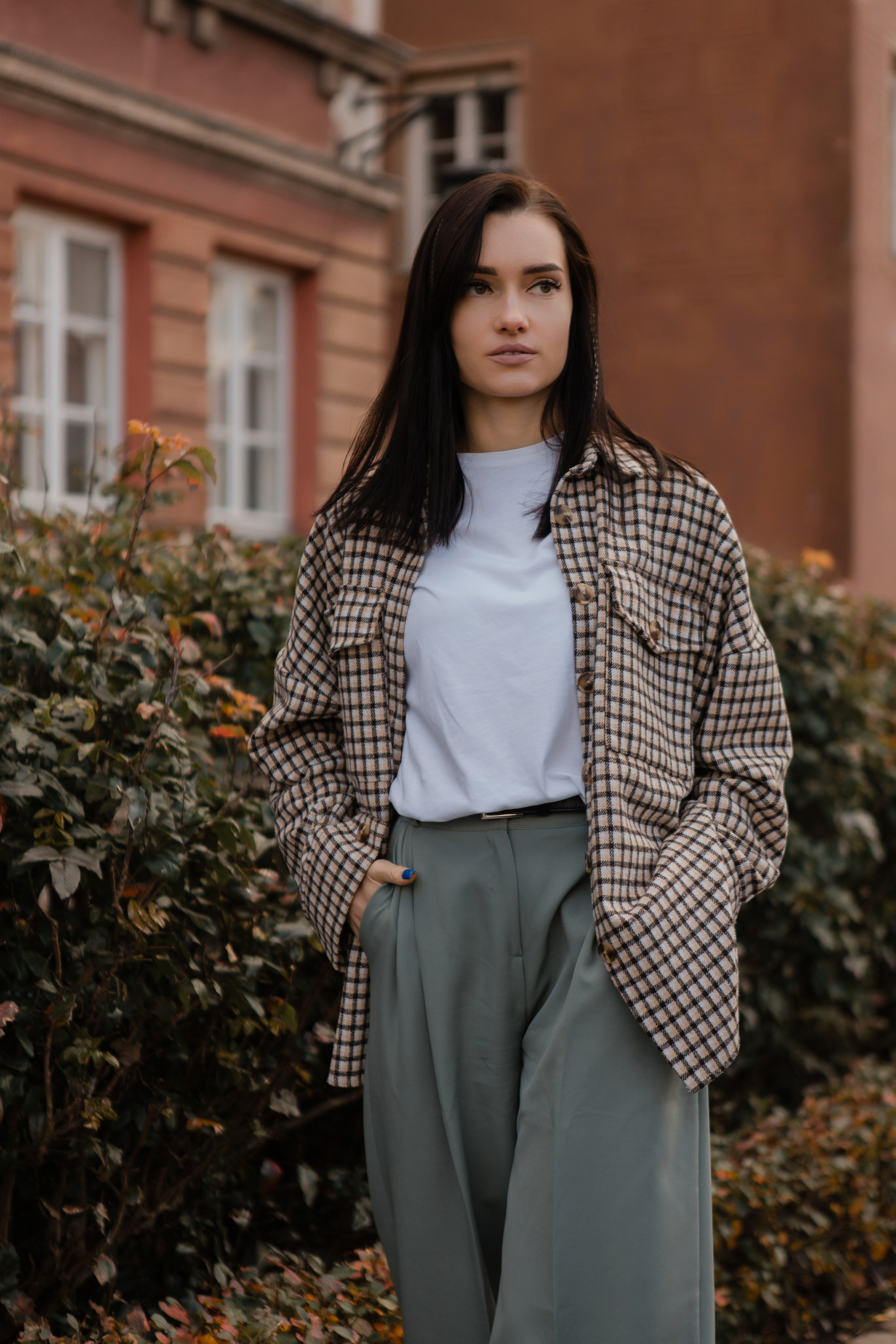 Портретная фотосъемка Александры. Видеосъемка и фотосъемка свадеб. Фотограф и оператор на свадьбу. Видеосъемка подкастов, собственная видео-фотостудии. Предметная фотосъемка