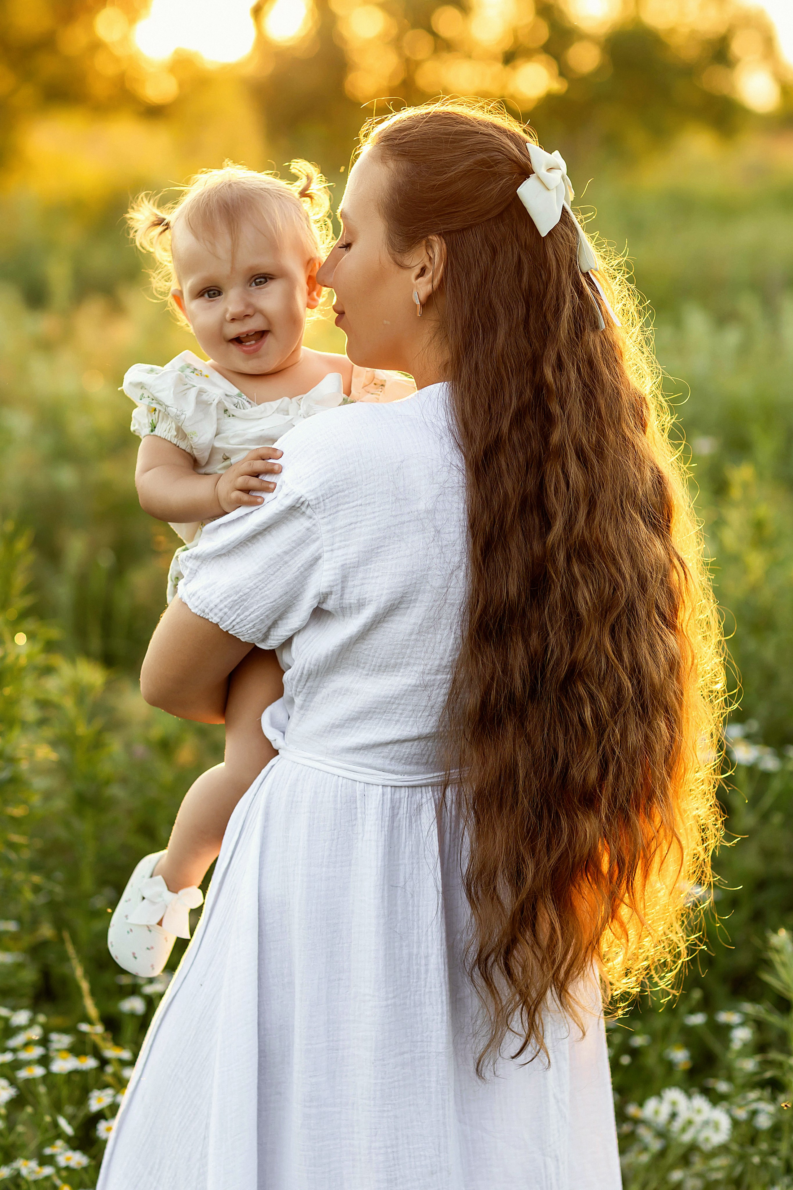Летняя семейная фотосессия в поле. Детский и семейный фотограф Елена Воропаева