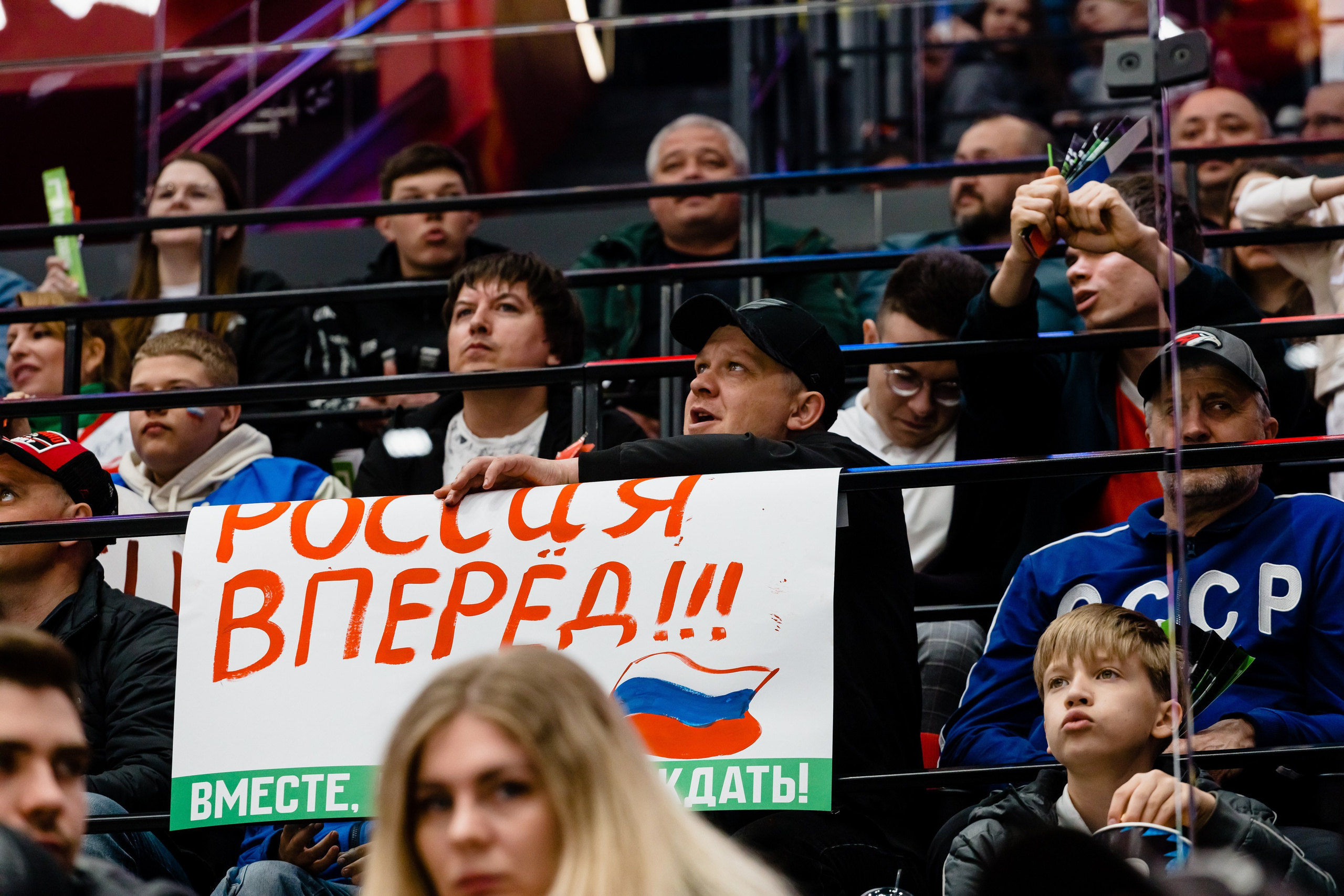 Россия — Беларусь. Свадебный и репортажный фотограф в Омске. Червоткин Никита