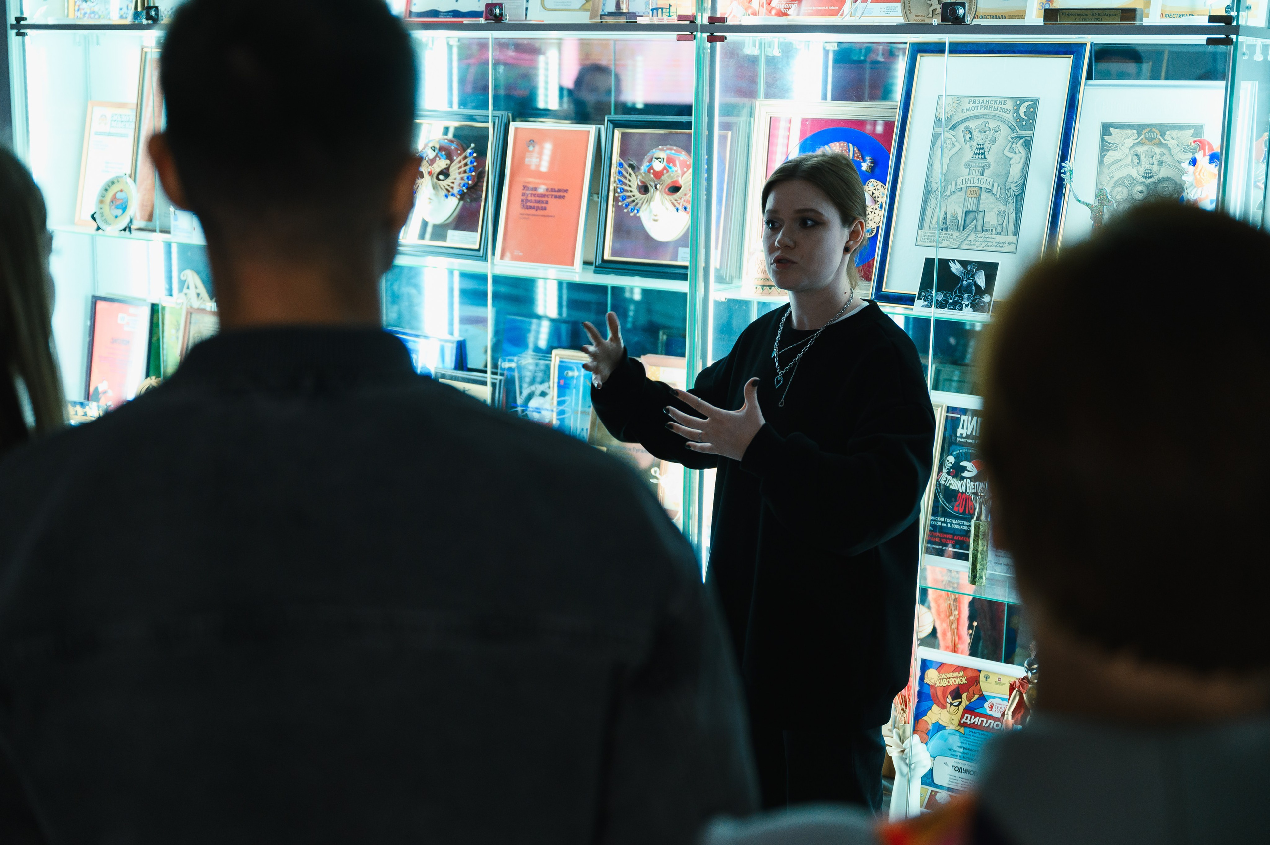 Ночная экскурсия в Театре Кукол. Свадебный и просто хороший фотограф в Челябинске