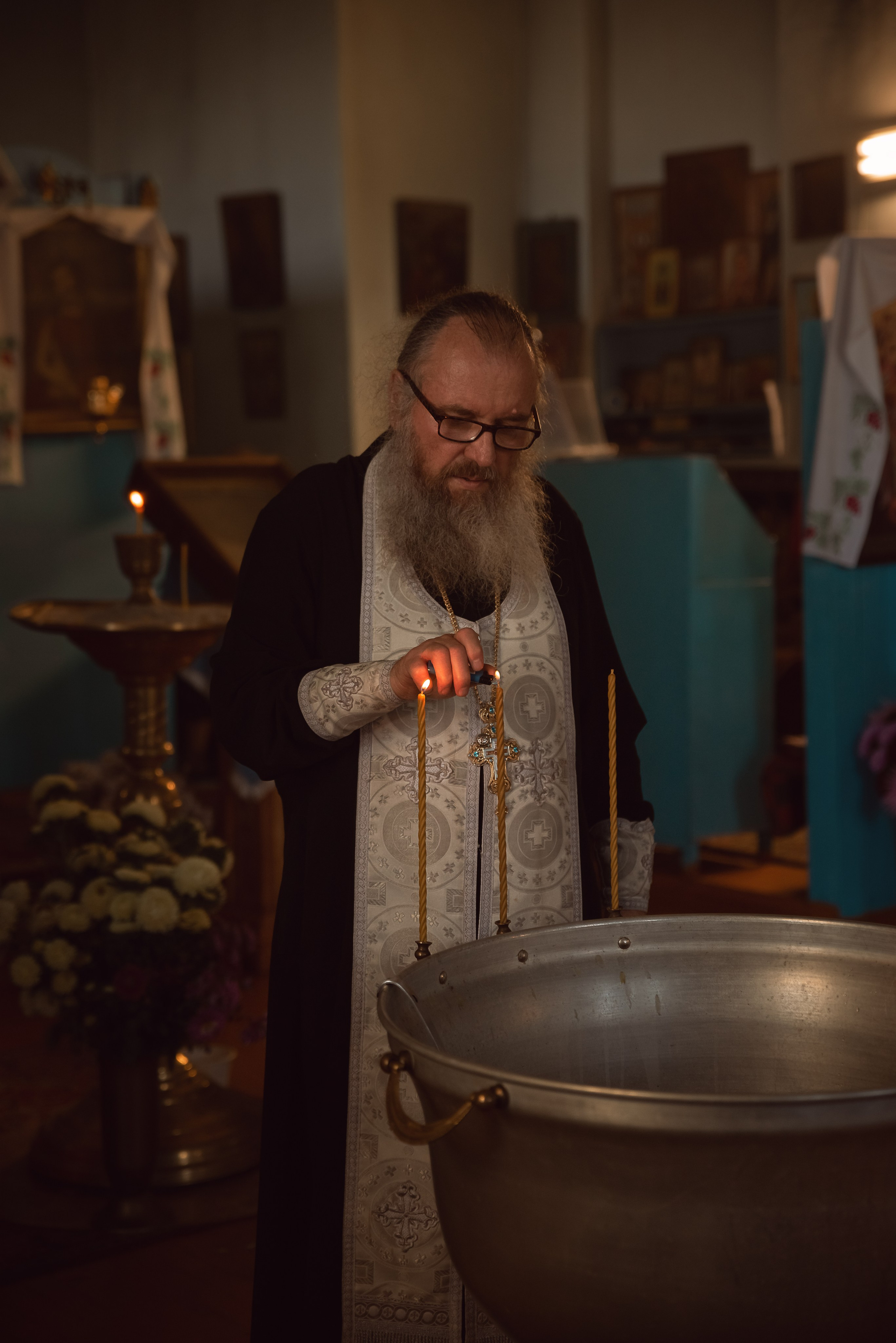 Крещение Олеси. Троицкая церковь. Фотограф новорожденных Екатеринбург, Первоуральск