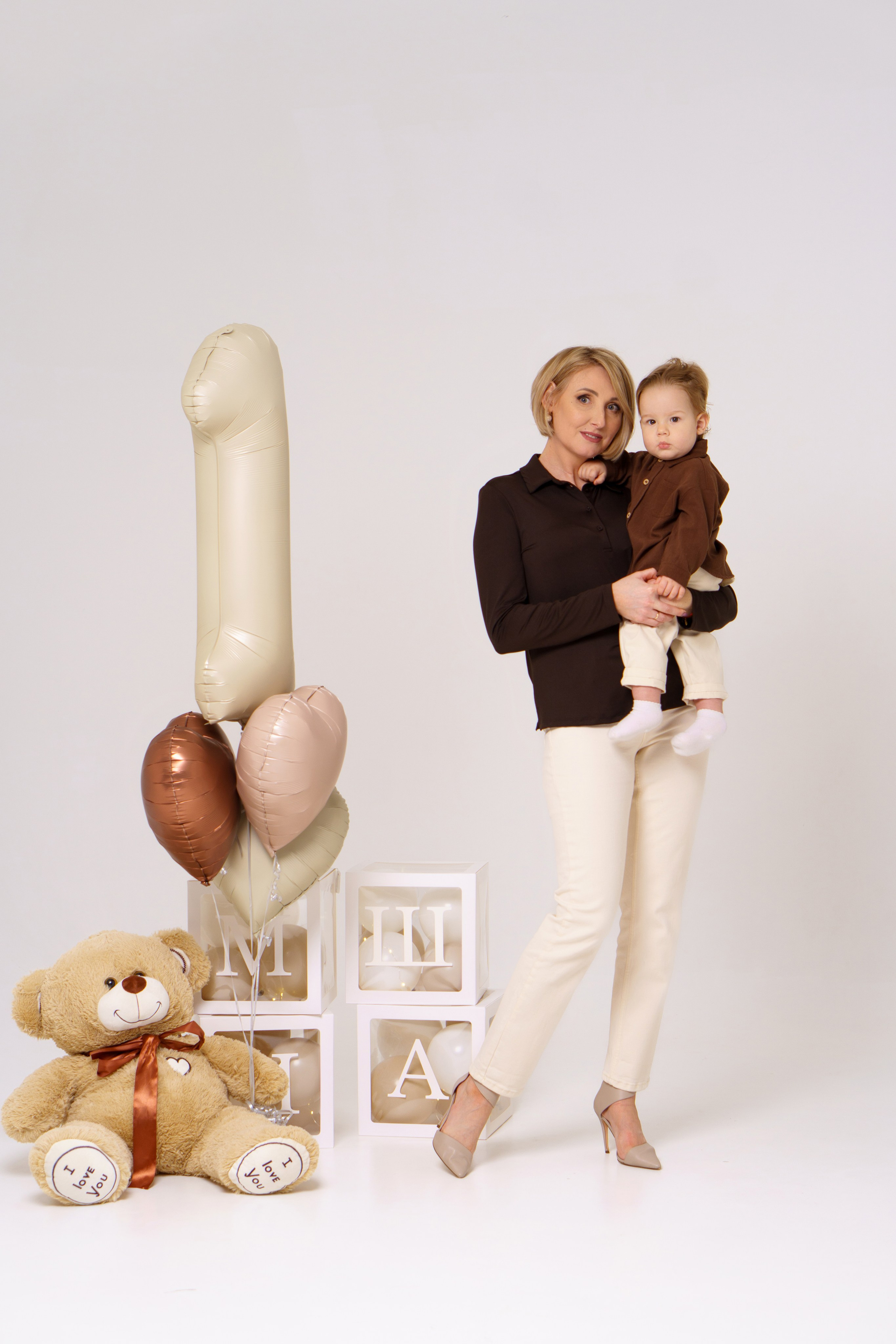 Годовасие. 1 годик. Женский, семейный и детский фотограф в Тюмени Диана Осипова