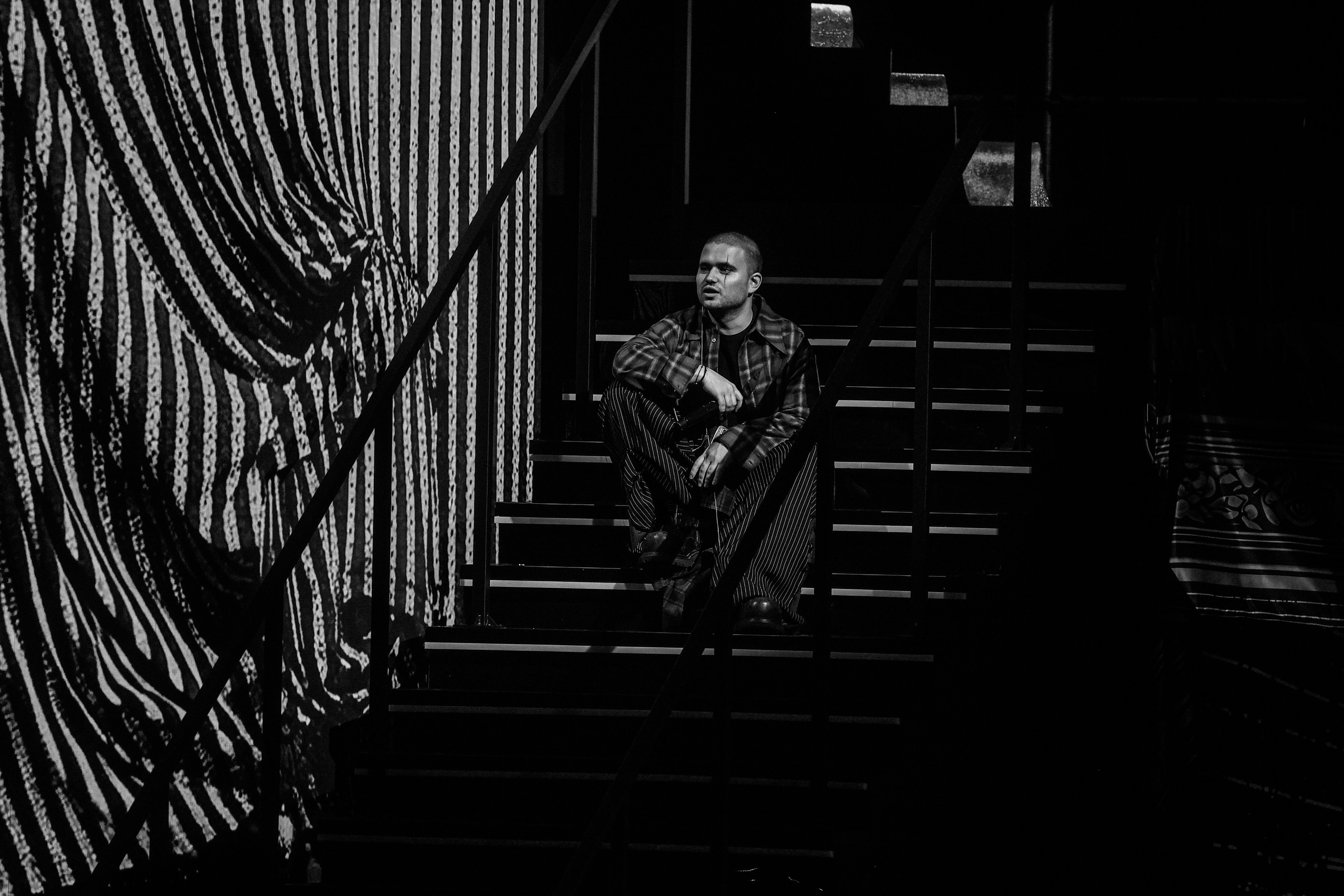 ВАНЯ ДМИТРИЕНКО