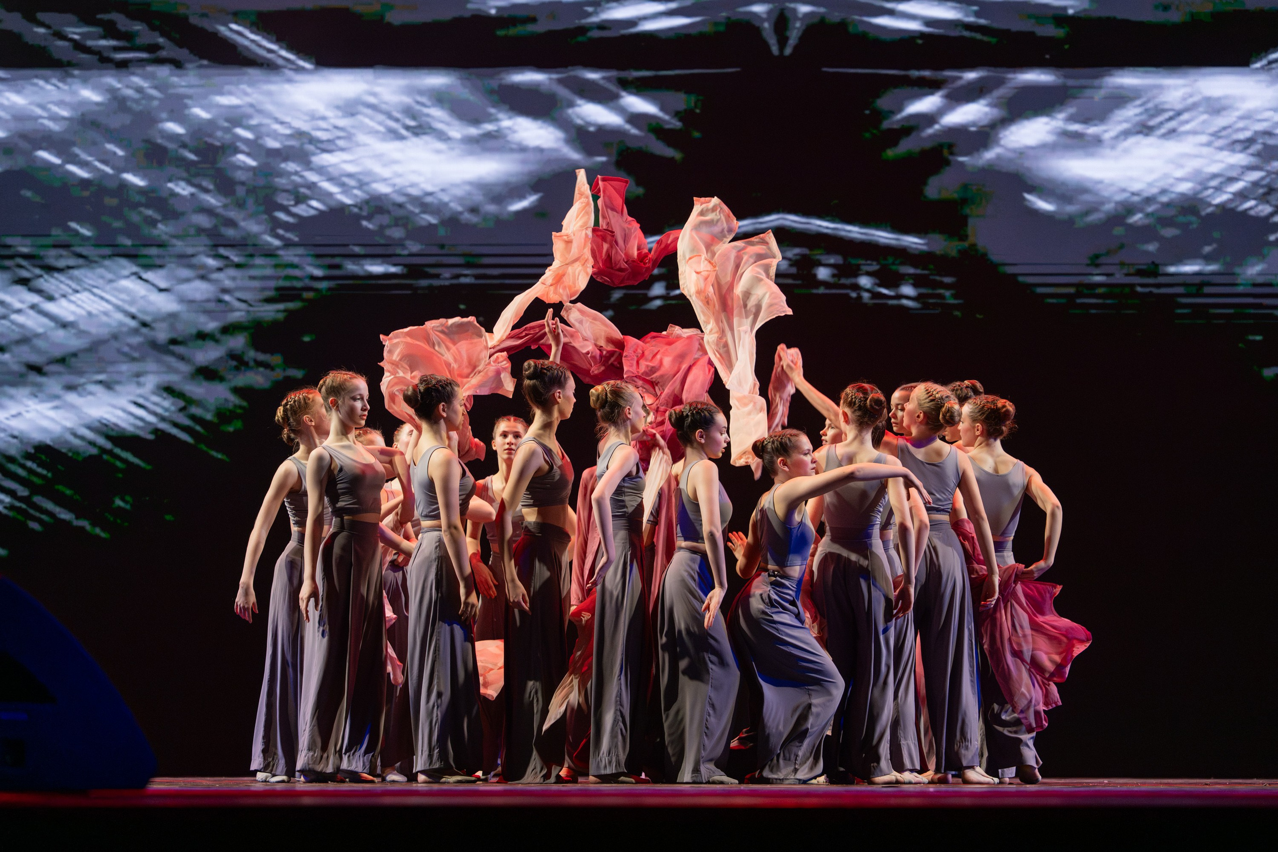 16 мая, г. Москва, Кремль, Концерт. Золотое яблочко