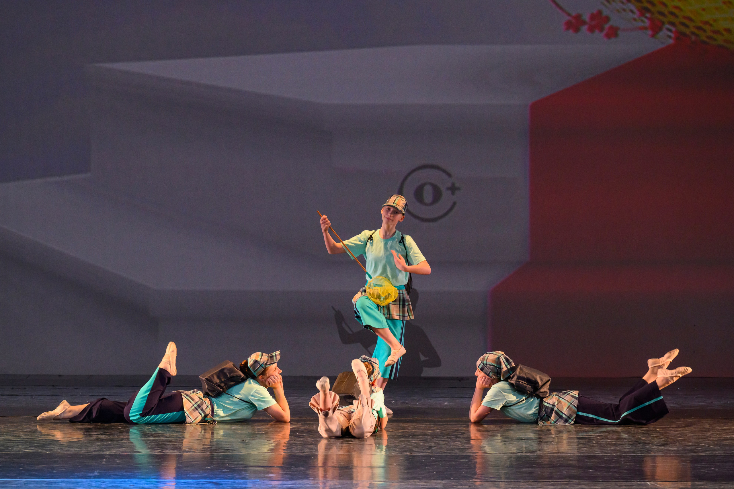 23 апреля, часть 1, БКЗ Октябрьский, г. Санкт-Петербург. Золотое яблочко