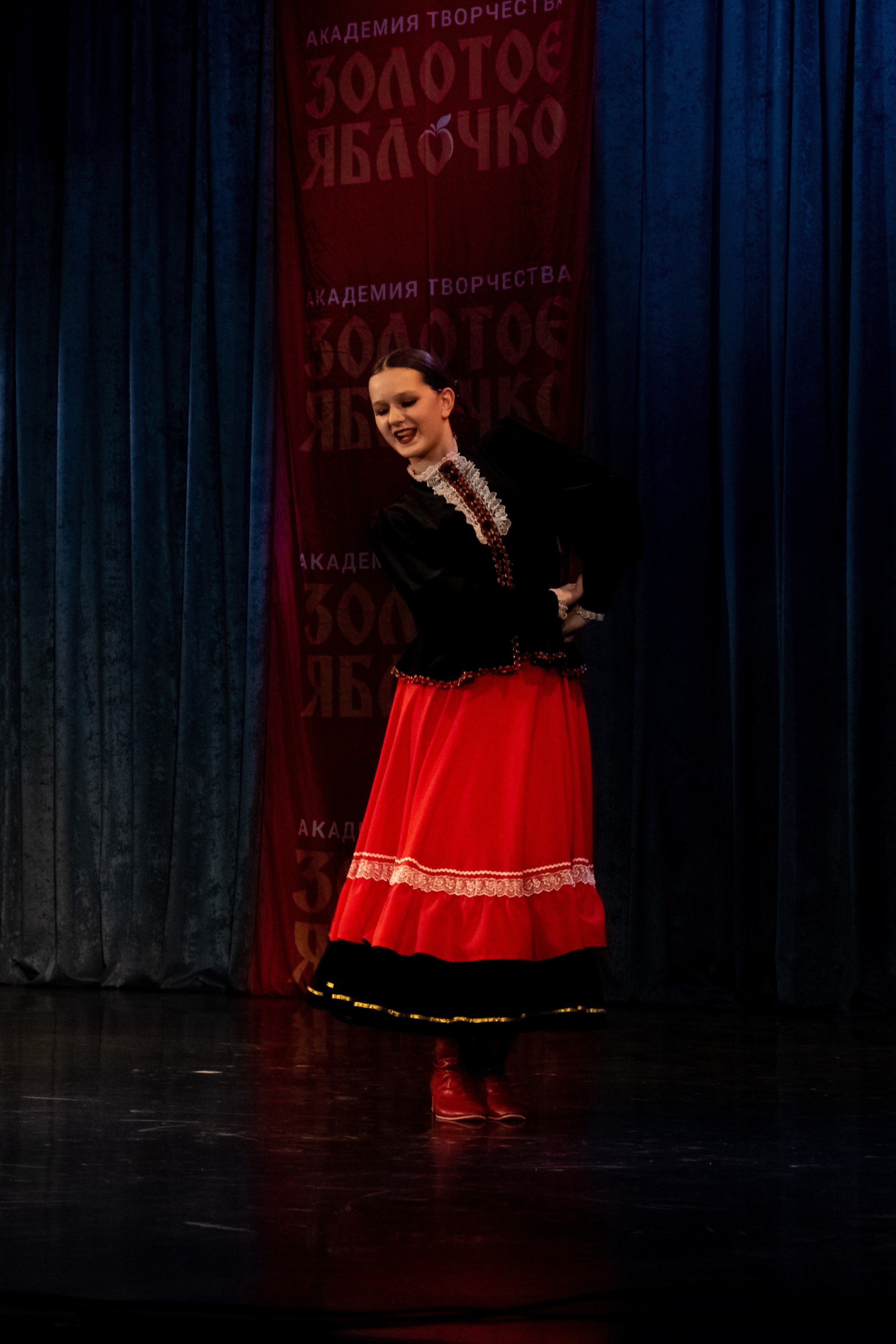 7 декабря, г. Выборг. Золотое яблочко