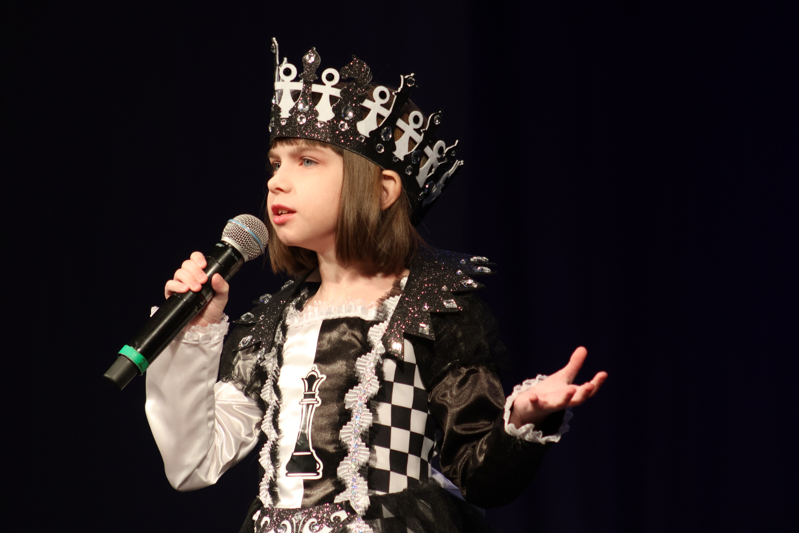 13 апреля, г. Томск. Золотое яблочко