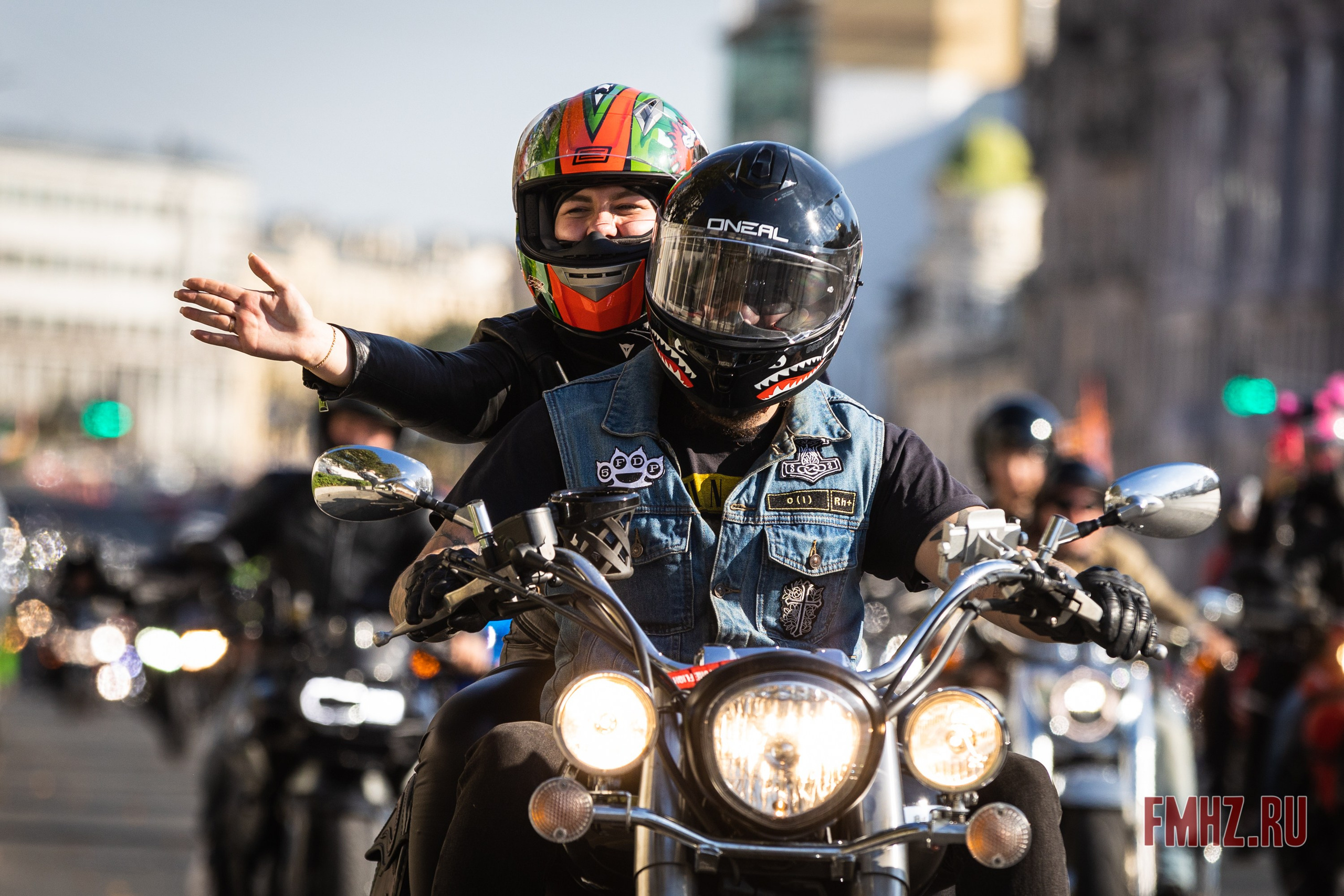 Закрытие Мотосезона 2023 на проспекте Академика Сахарова. Фотограф Владимир Охрименко