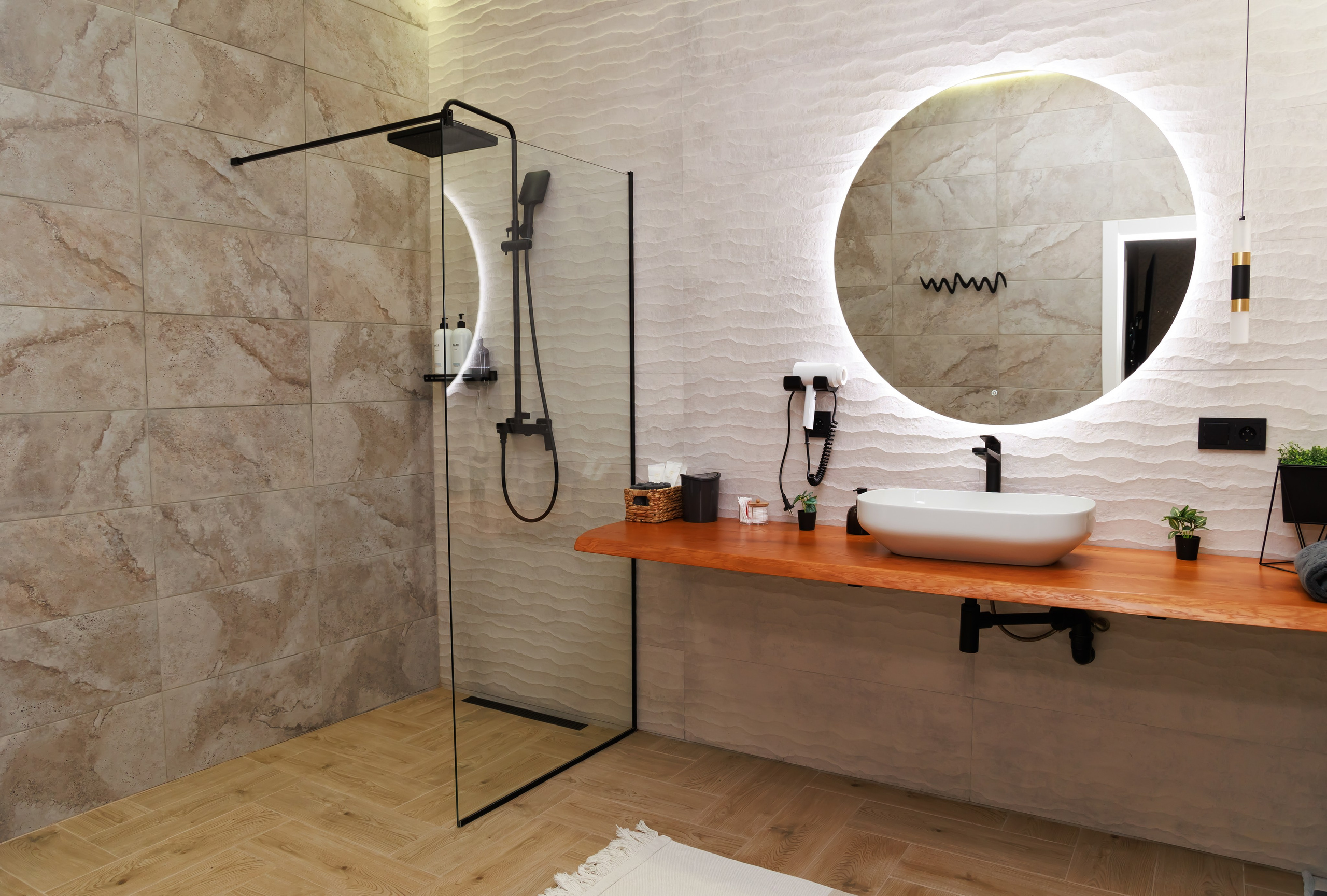 Интерьерная и рекламная съёмка. Свадебный и семейный фотограф в г. Майкопе (выезд по республике и краю)