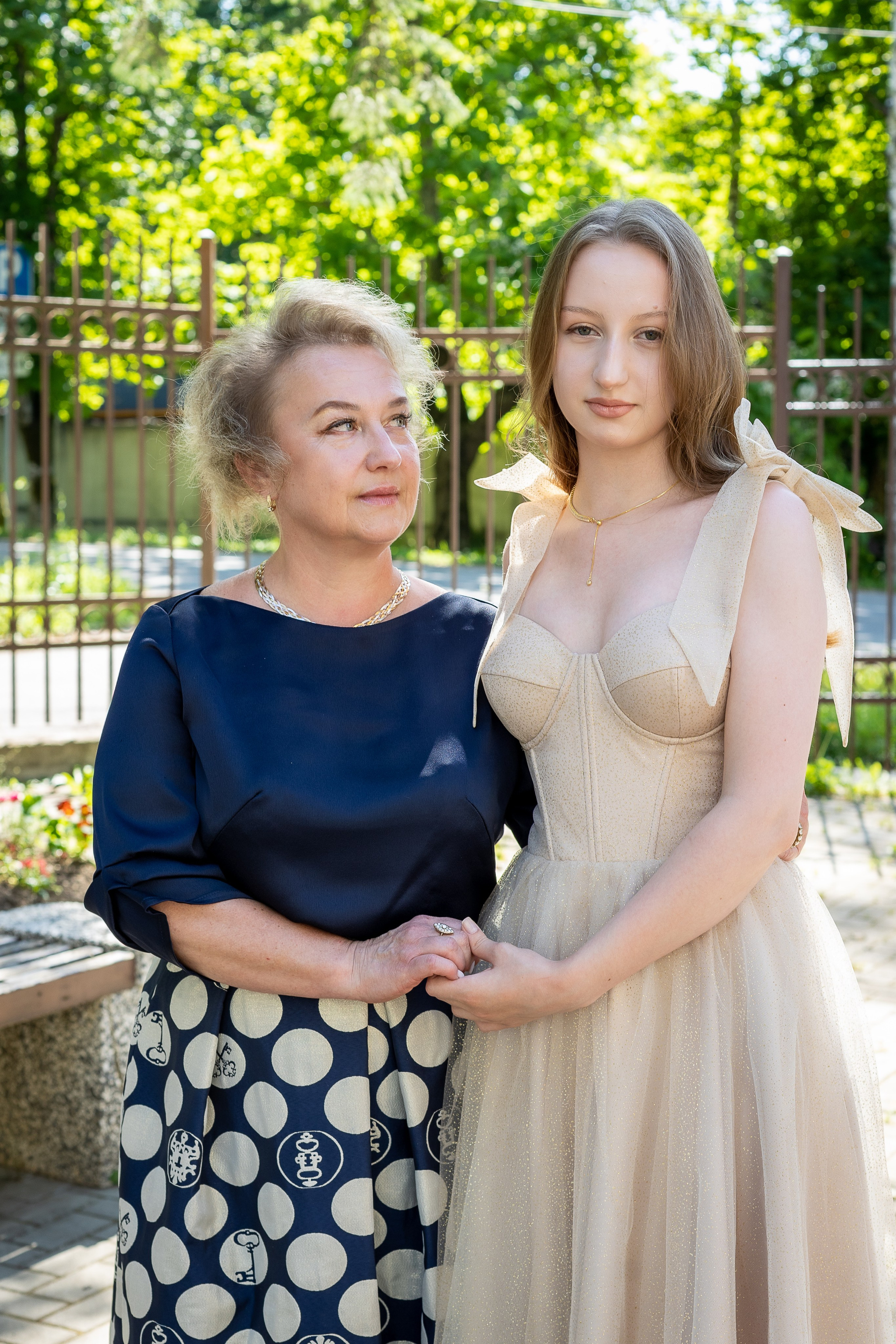 Вручение аттестата 2025. Выпускные альбомы Майкоп, Краснодар Елена Золотарева