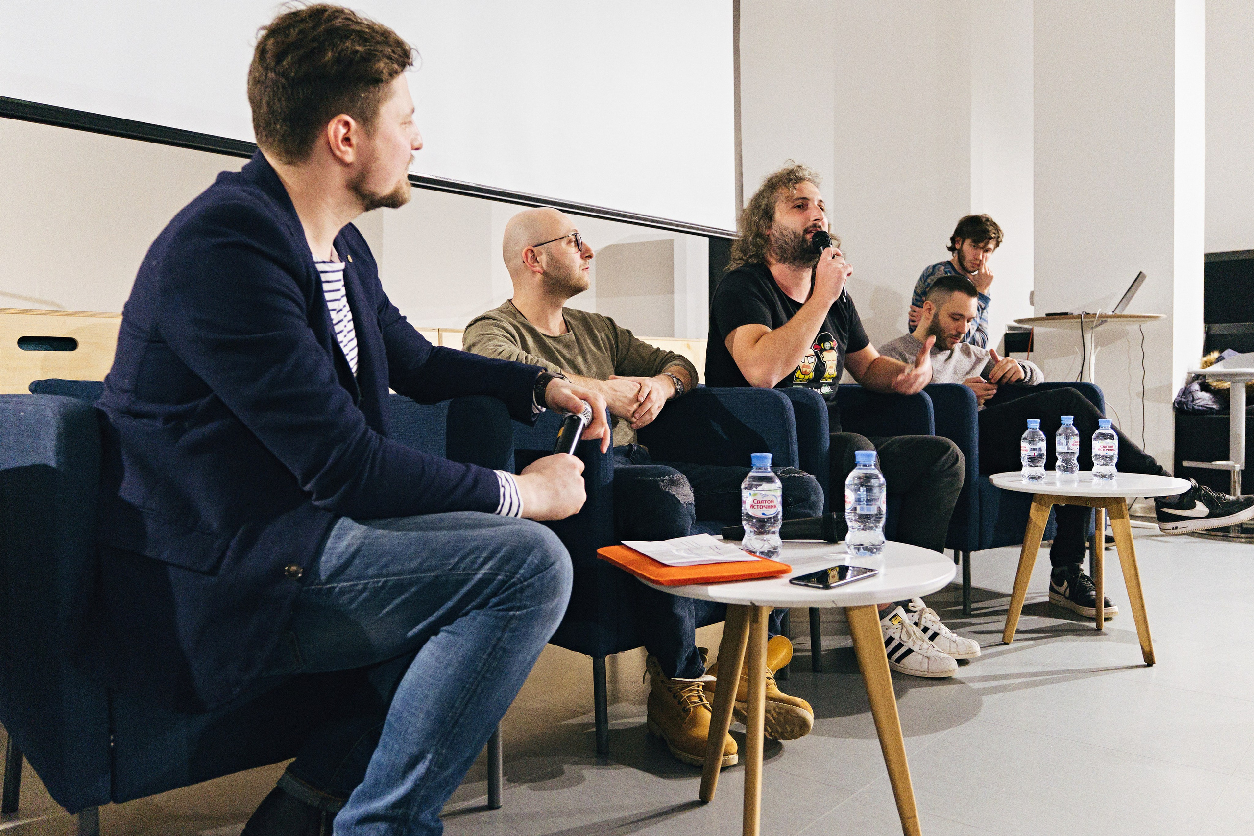 Репортажная фотосъёмка пресс-конференции группы Mgzavrebi в СПб. Семейные и свадебные фотосессии в СПб, в студии, на улице, на природе