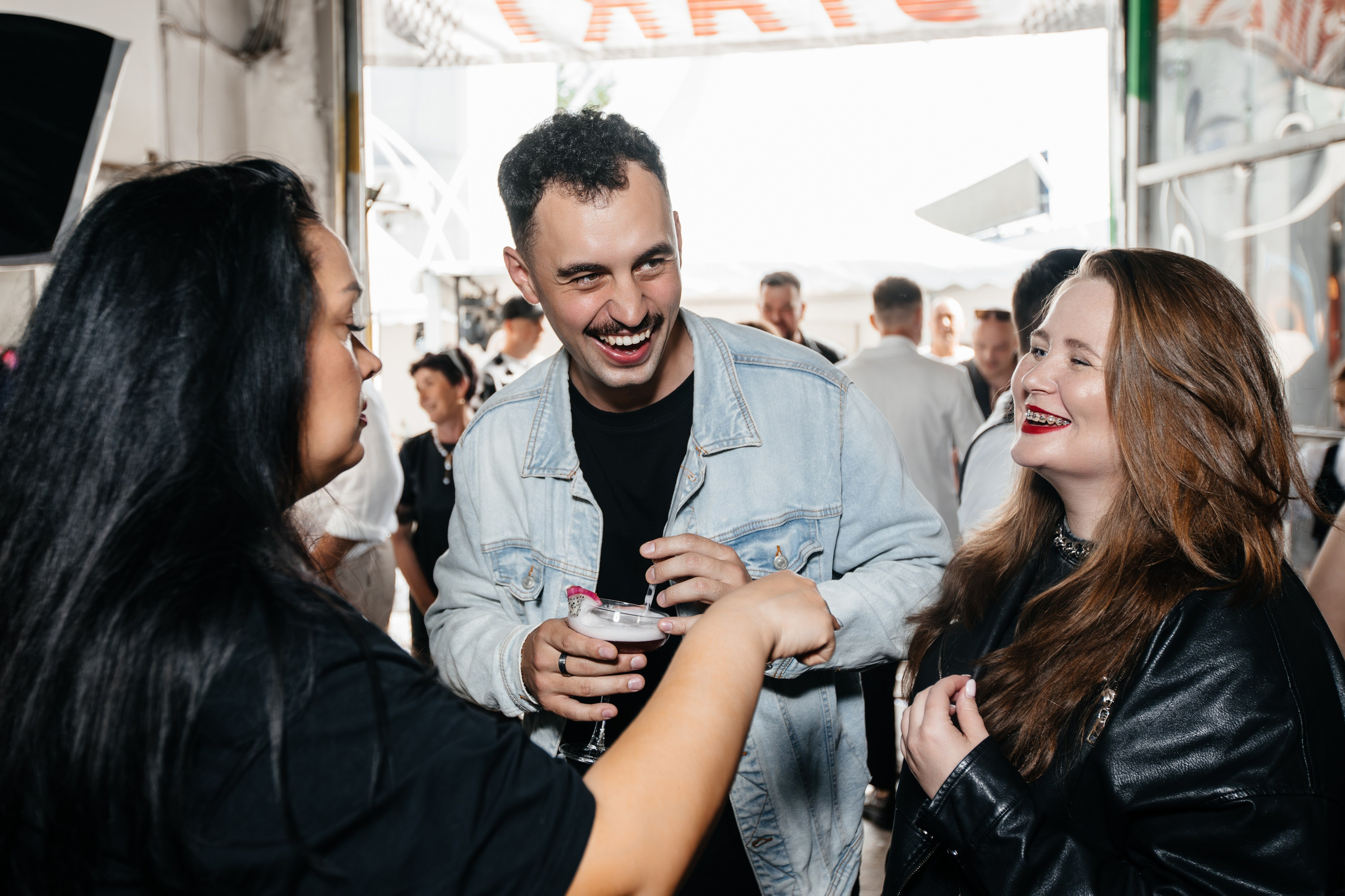 Анна & Евгений «Четыре Свадьбы» Пятница. Свадебный фотограф Барнаул Алексей Павлов