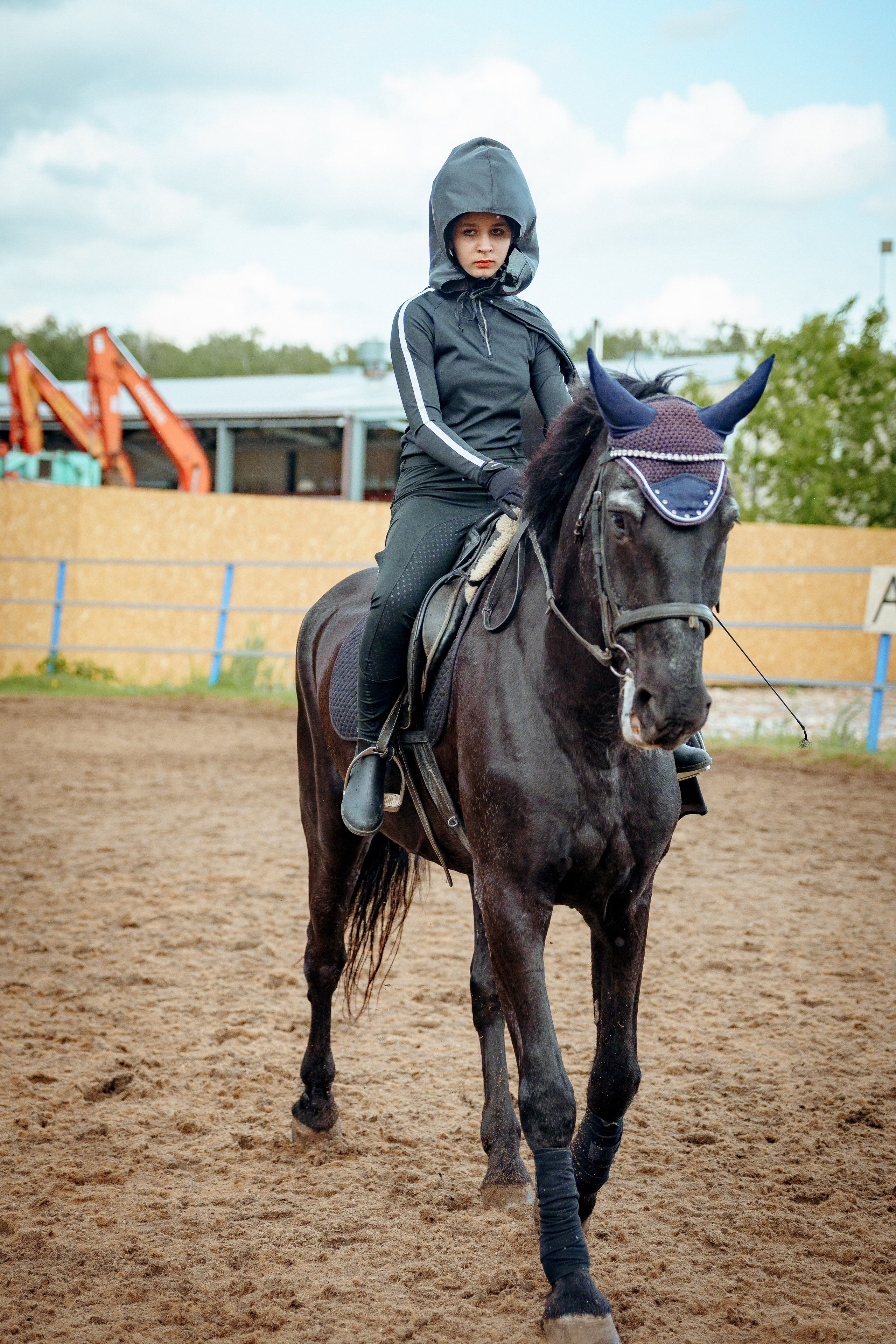 Конный клуб Горки. Портретный и семейный фотограф в Москве/Видное