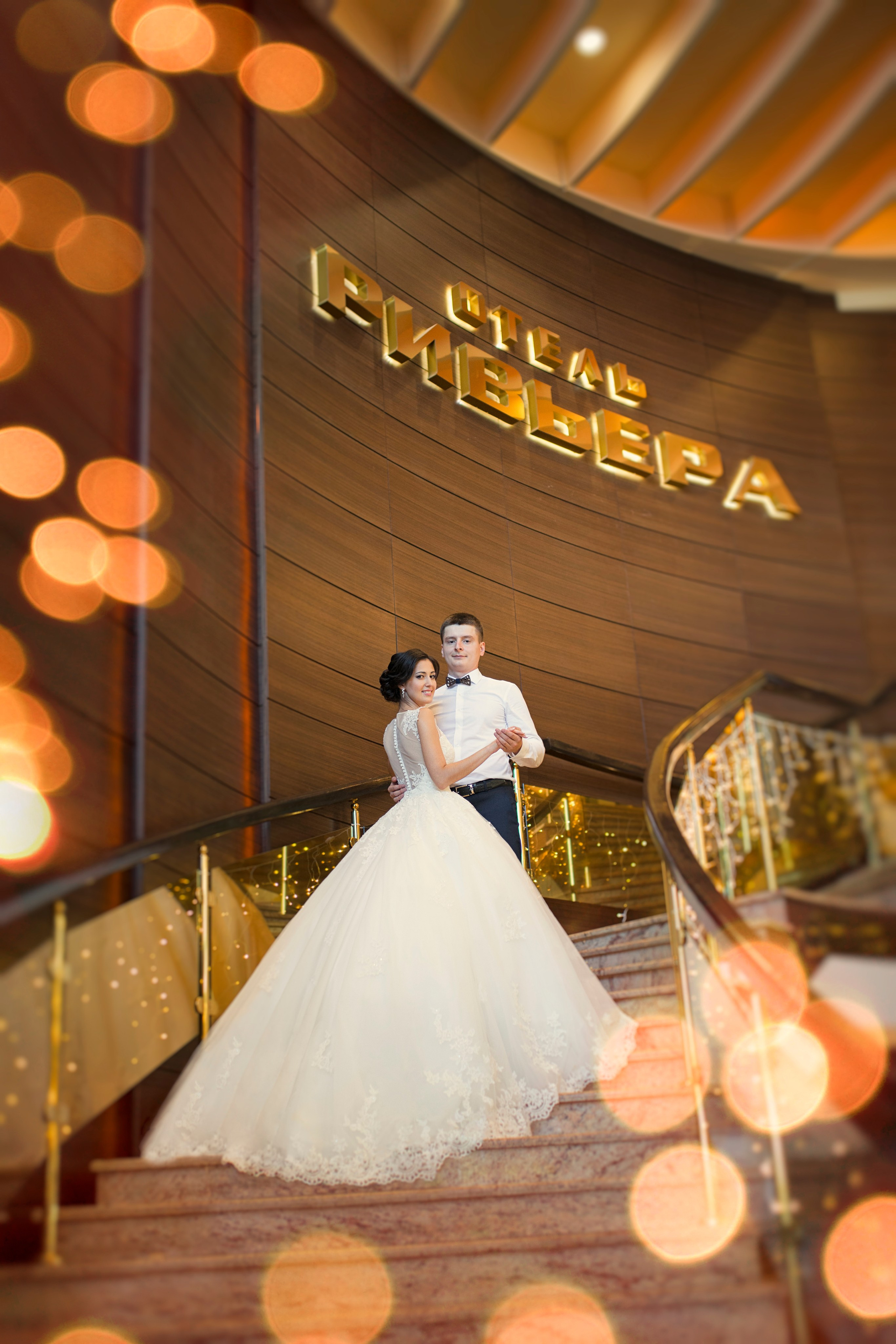 Свадебная Фотосессия в г. казани | Фотограф на Свадьбу в г. Казани Фотограф Садег Азарми тел. +79172288430 ✔ Сборы невесты и жениха✔ Утро невесты (детали, эмоции, подготовка)✔ Репортажная съёмка ЗАГСа и выездной регистрации✔ Свадебная прогулка✔ Фотосъёмка банкета и вечеринки✔ Креативные и тематические свадьбы✔ Свадьба на природе (лайфстайл)✔ Девичники и мальчишники