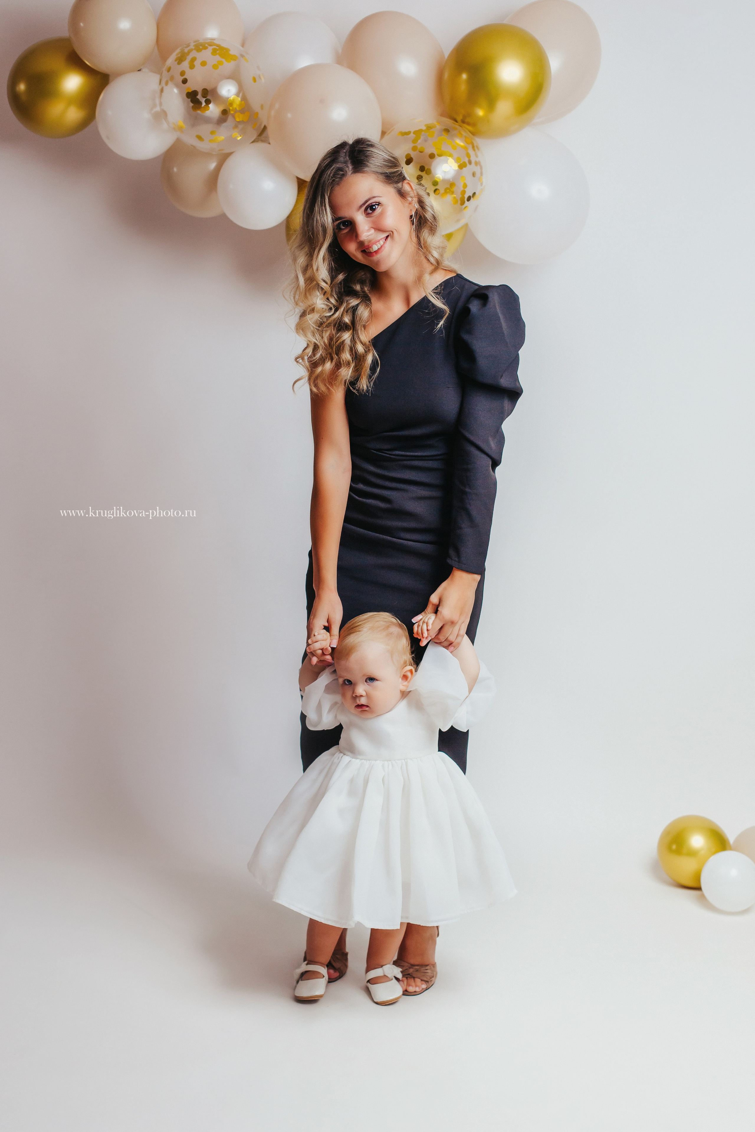 Фотосессия годика для девочки. Фотограф новорожденных и детский в Сергиевом Посаде Кругликова Юлия