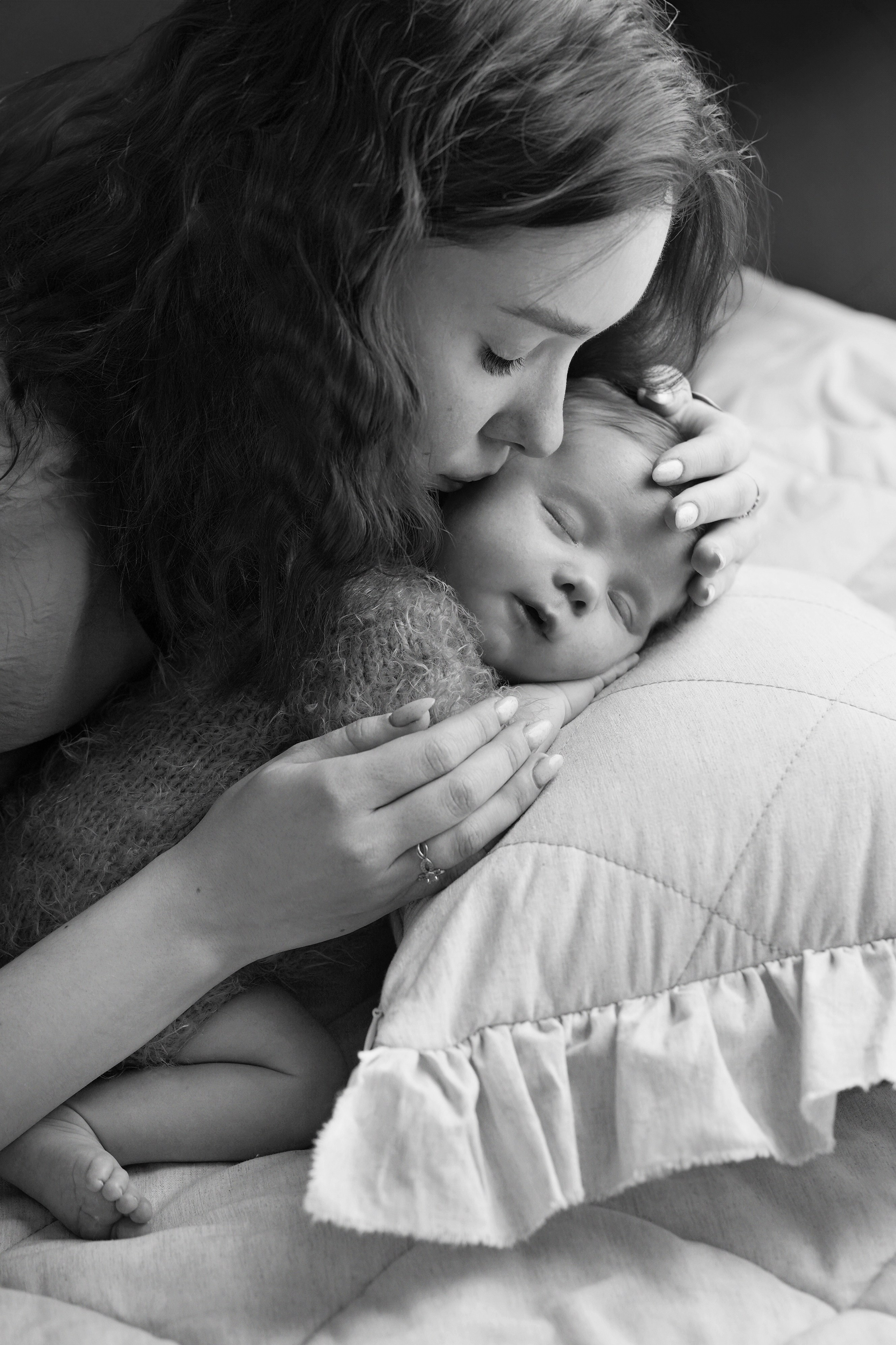 Фотосессия новорожденного с собакой. Фотограф новорожденных беременных в Тюмени Ткачук Татьяна